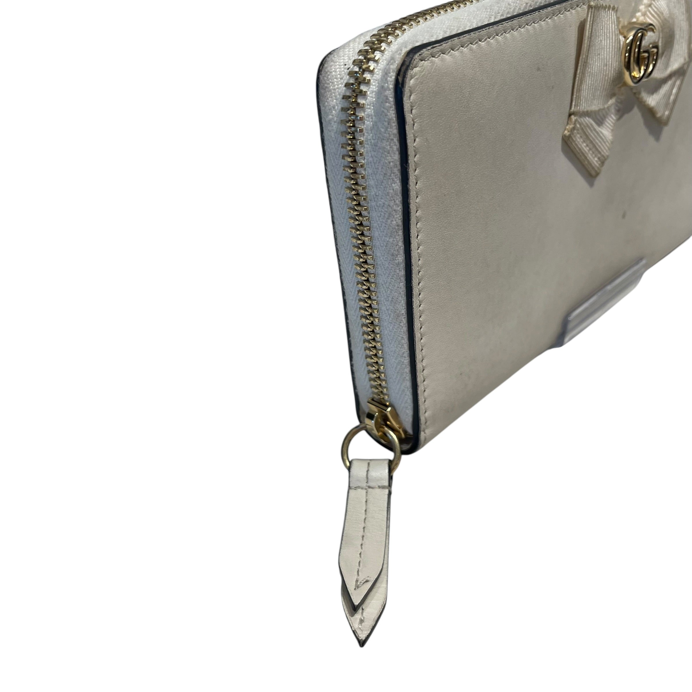 GUCCI/Long Wallet/Leather/WHT/L's/Bowtie Logo view 2