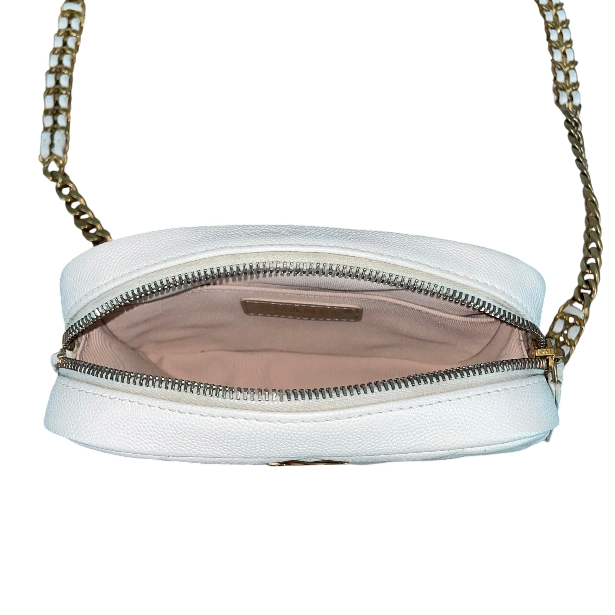 CHANEL/Cross Body Bag/Leather/WHT/KJHGTA91/GLD STRAP view 5