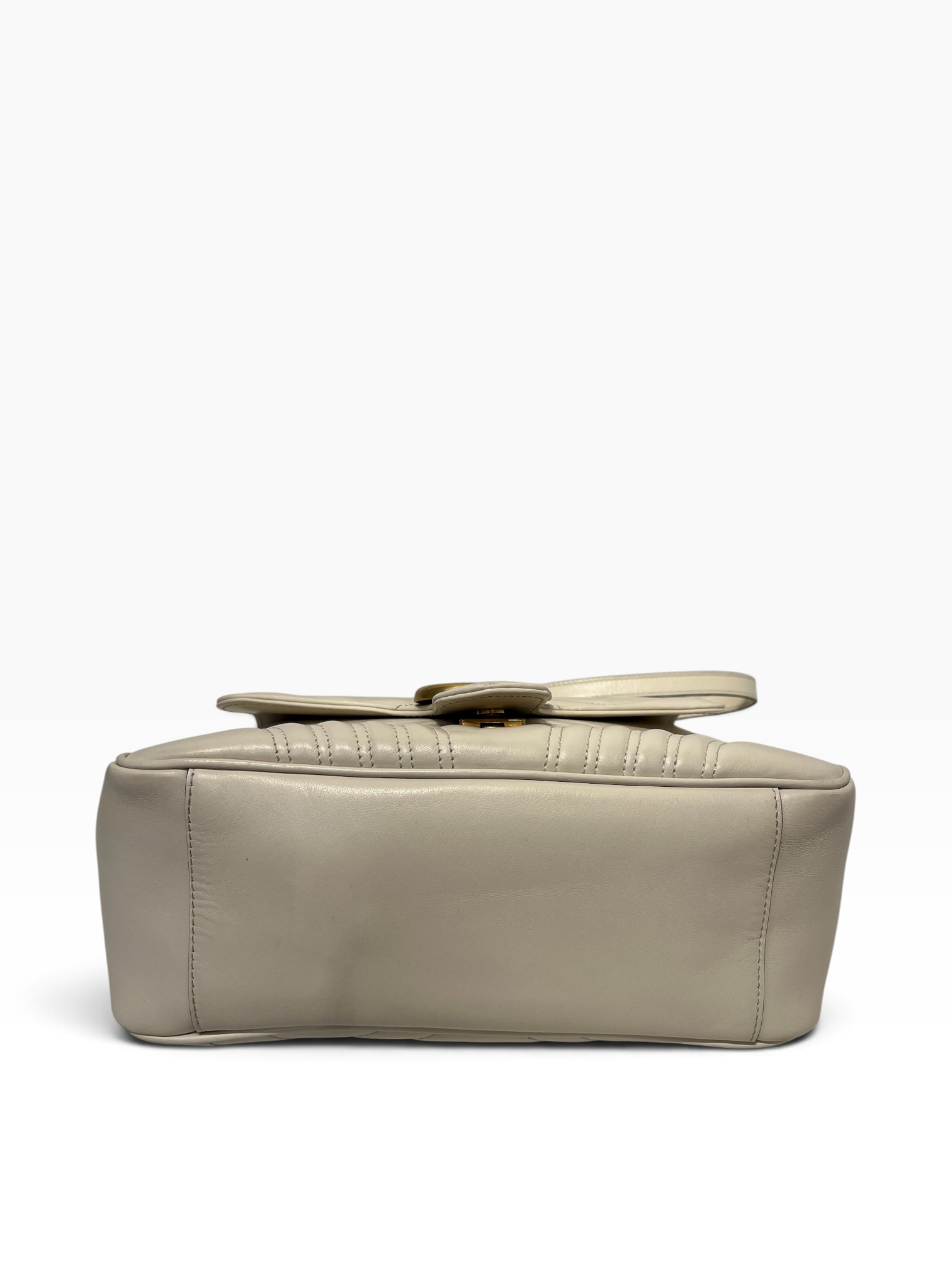 GUCCI/Cross Body Bag/Leather/WHT/Marmont Medium view 5