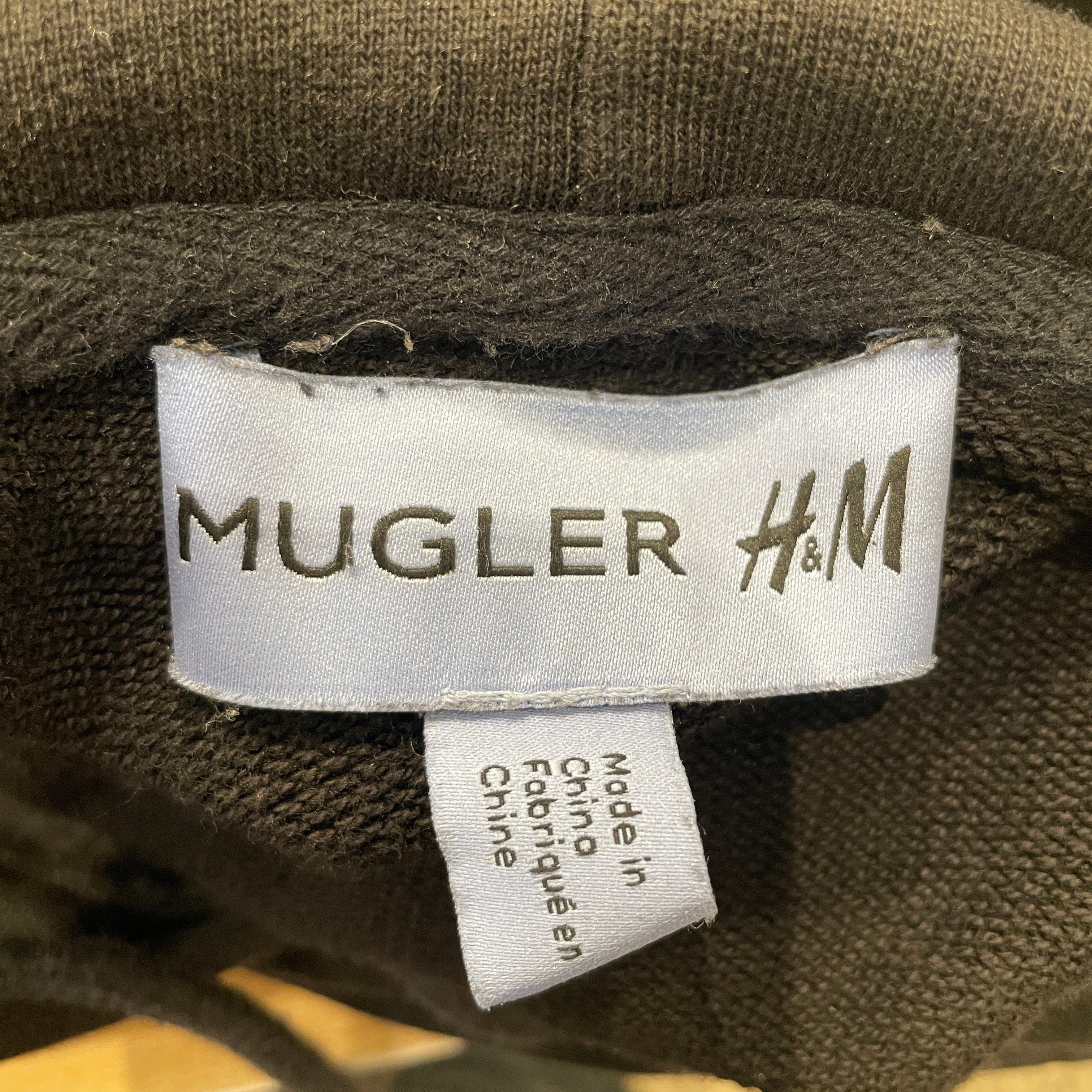 MUGLER/H&M/Hoodie/XS/Cotton/BLK/DISTORTED STAR RAISED DESIGN view 3