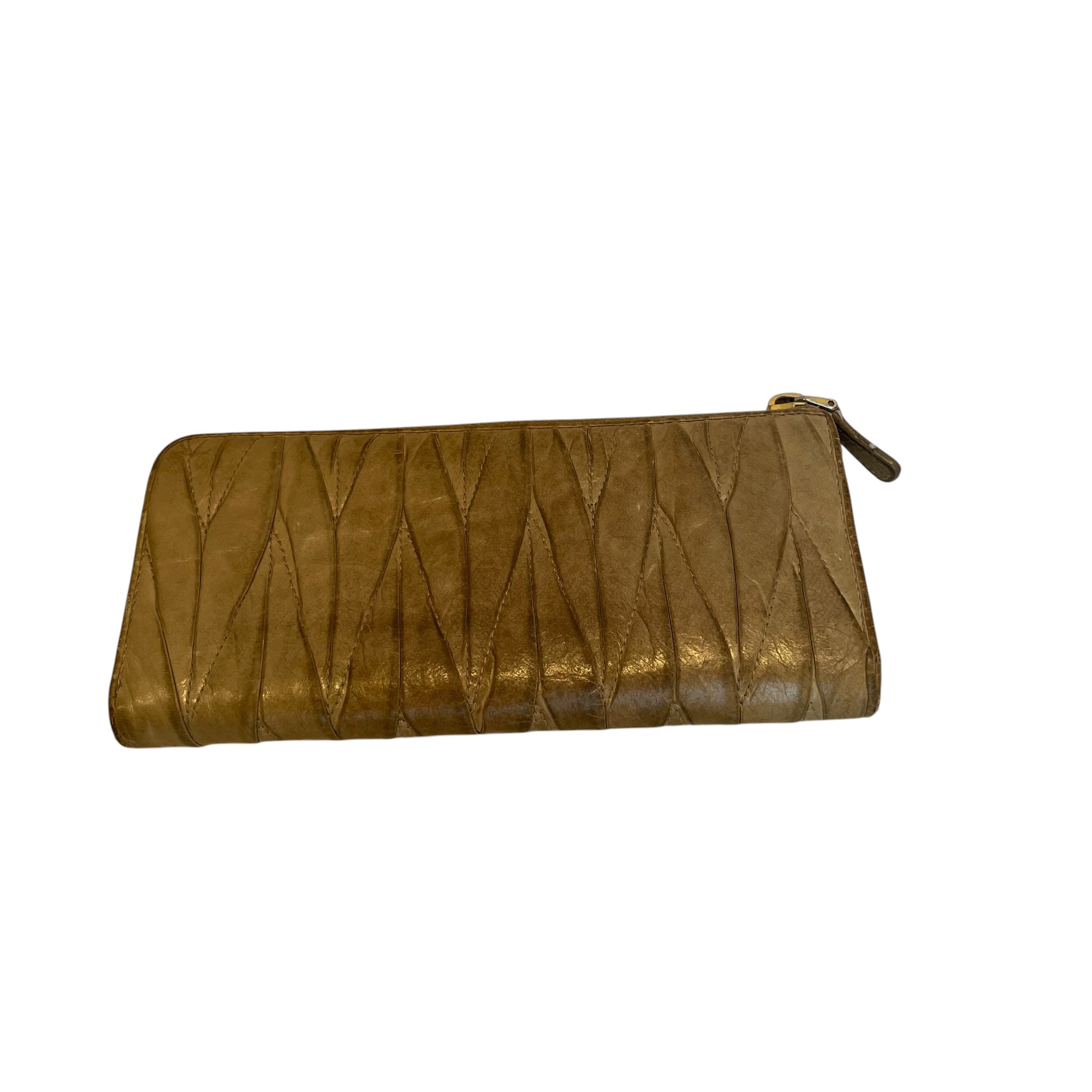 MIU MIU/Long Wallet/Leather/KHK/Matelasse Zip around view 2