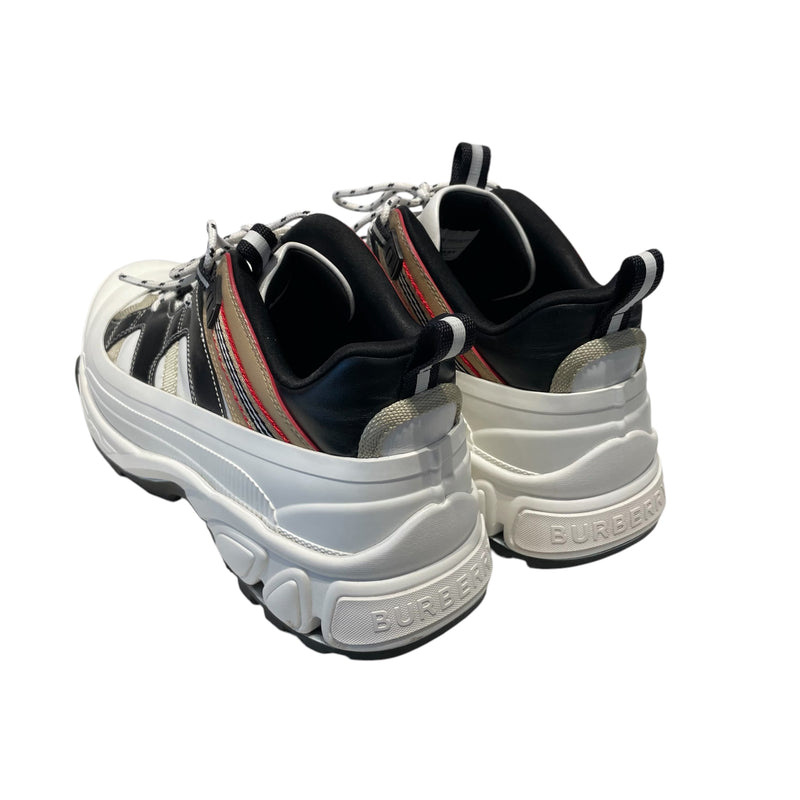 BURBERRY LONDON/Low-Sneakers/arthur