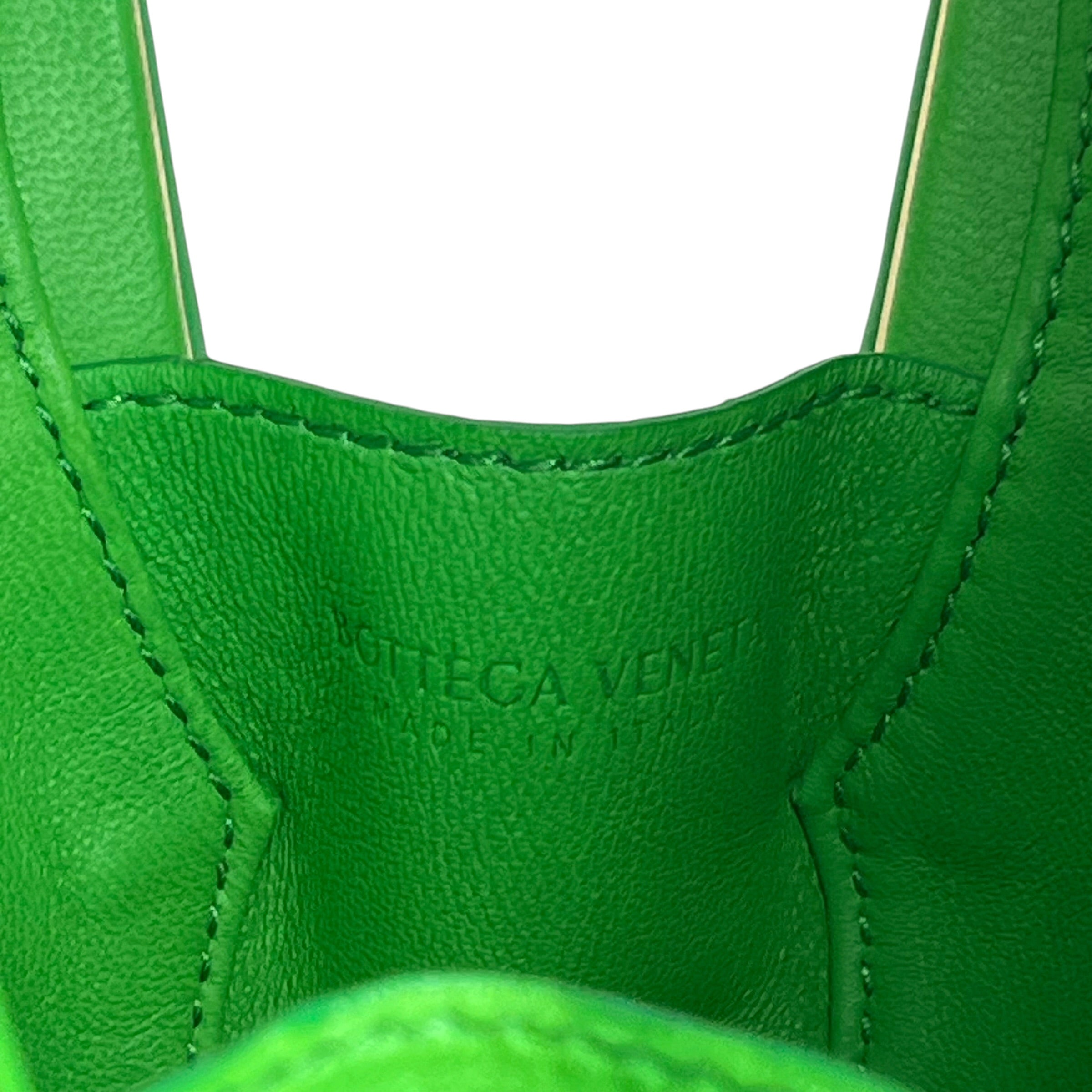 BOTTEGA VENETA/Clutch Bag/Leather/GRN/"The Whirl" Clutch view 5