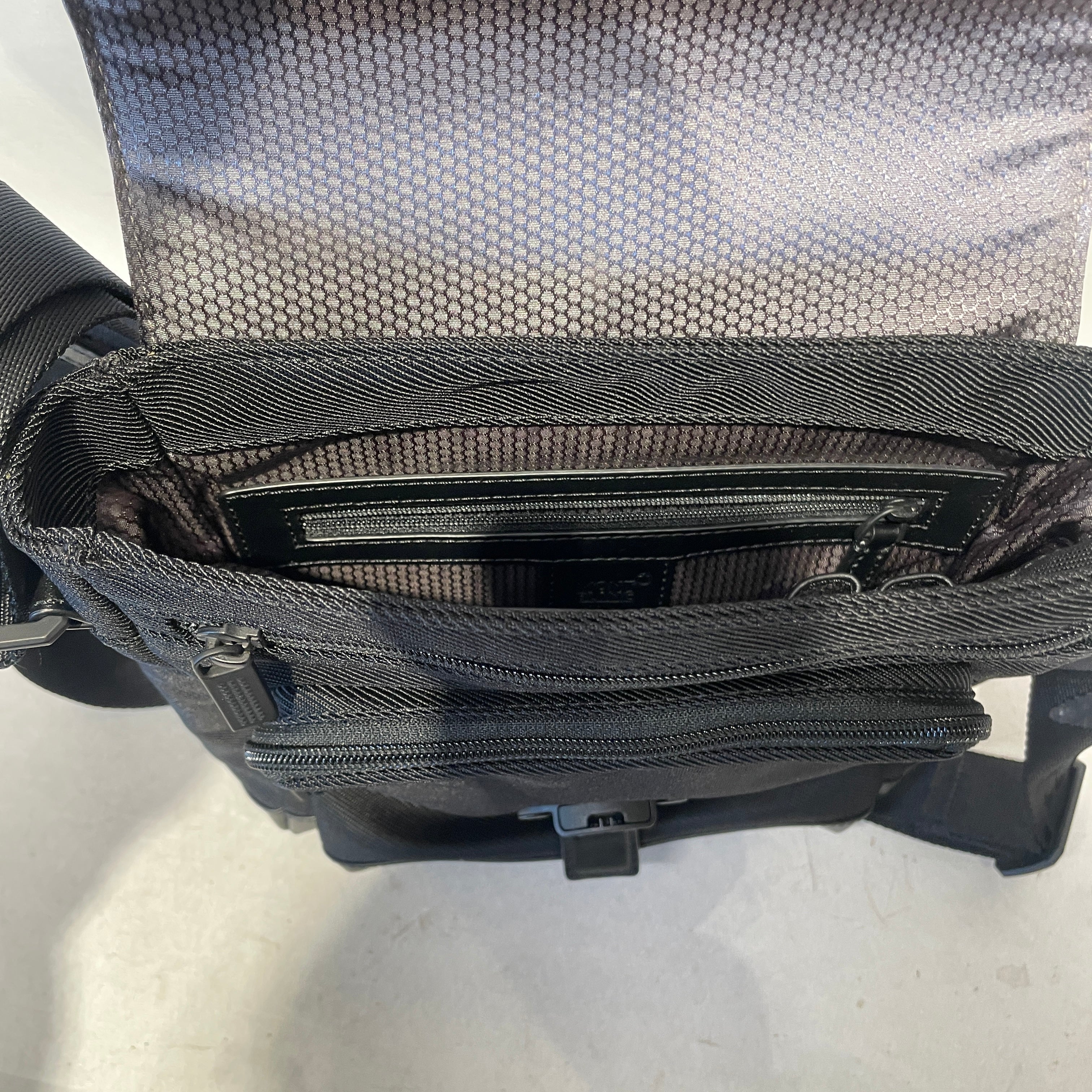 MONTBLAC/Tote Bag/Leather/BLK/Night Flight view 4