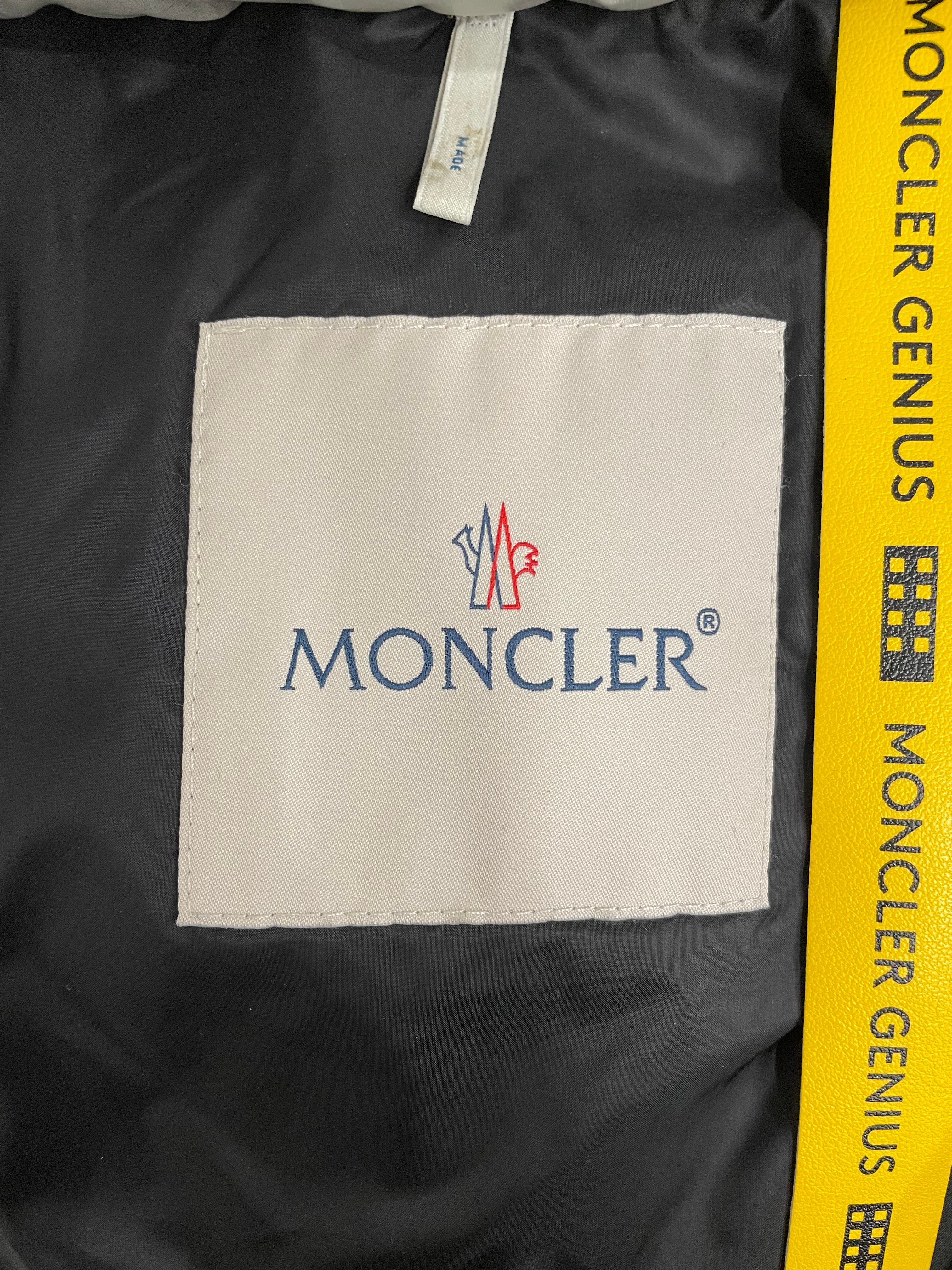 MONCLER/Coat/4/Nylon/SLV/permiton puffer view 3