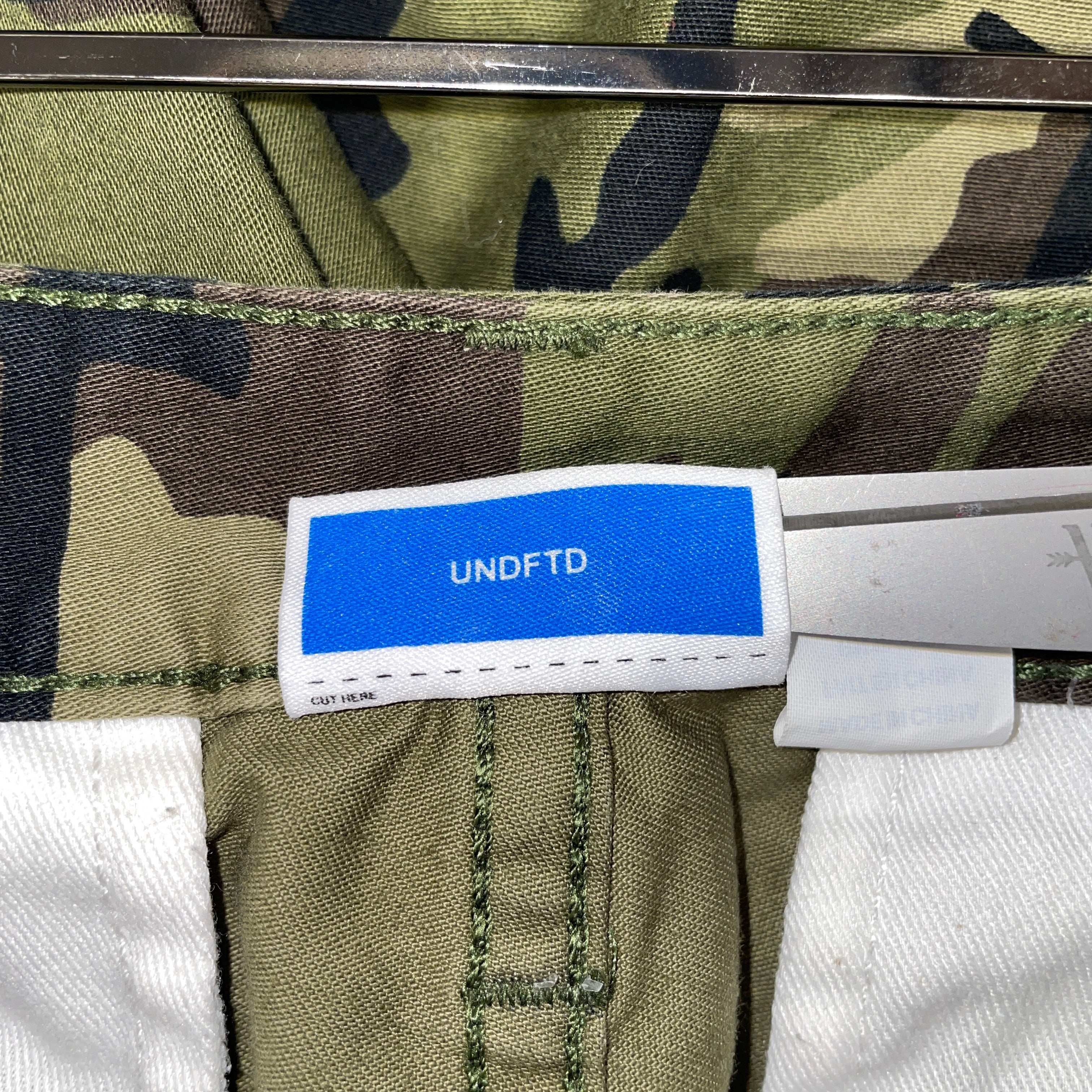 UNDEFEATED/Cargo Pants/32/Cotton/GRN/Camouflage/Green Camo Cargo Pants view 4
