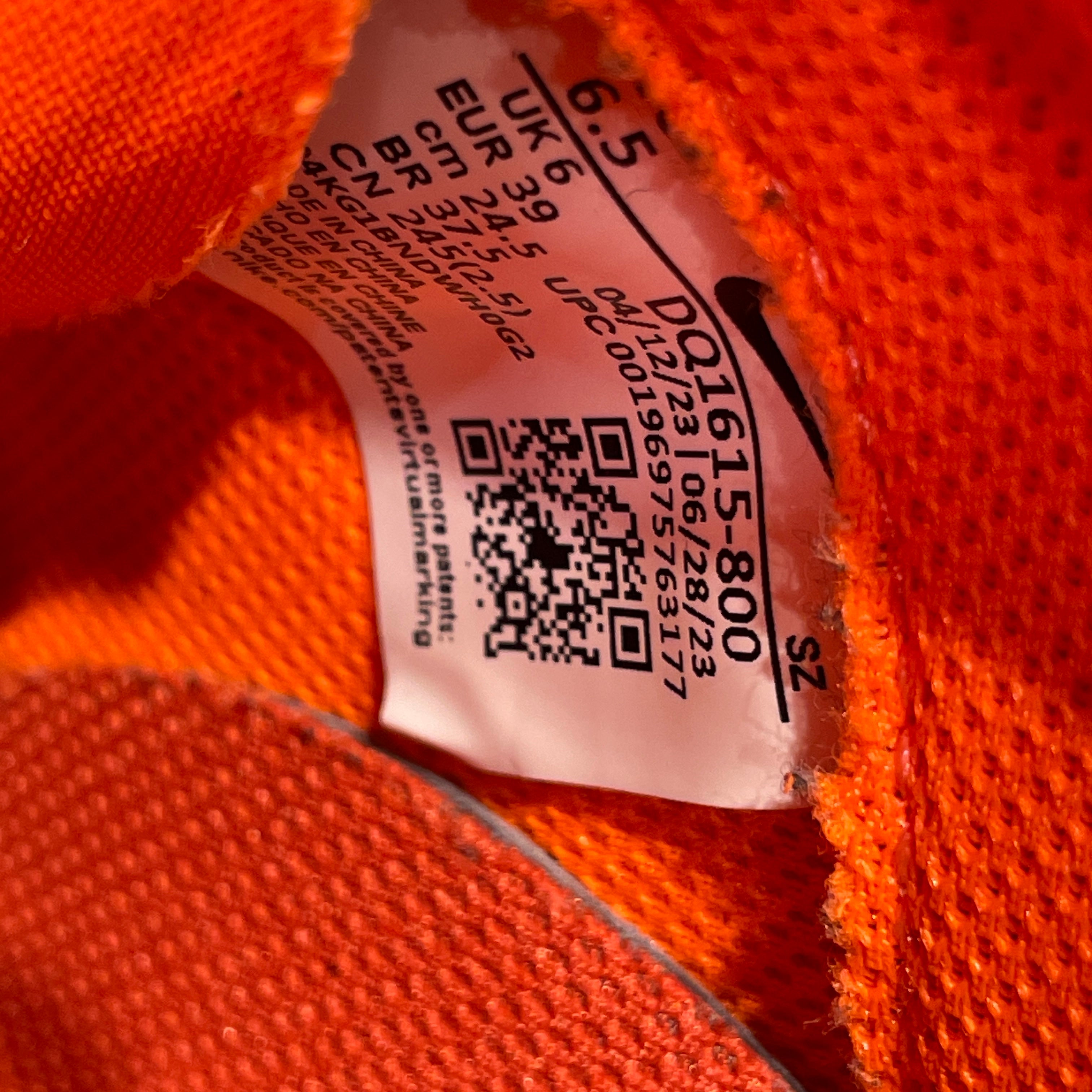 NIKE/OFF-WHITE/Hi-Sneakers/US 9.5/Graphic/ORN/terra forma view 3
