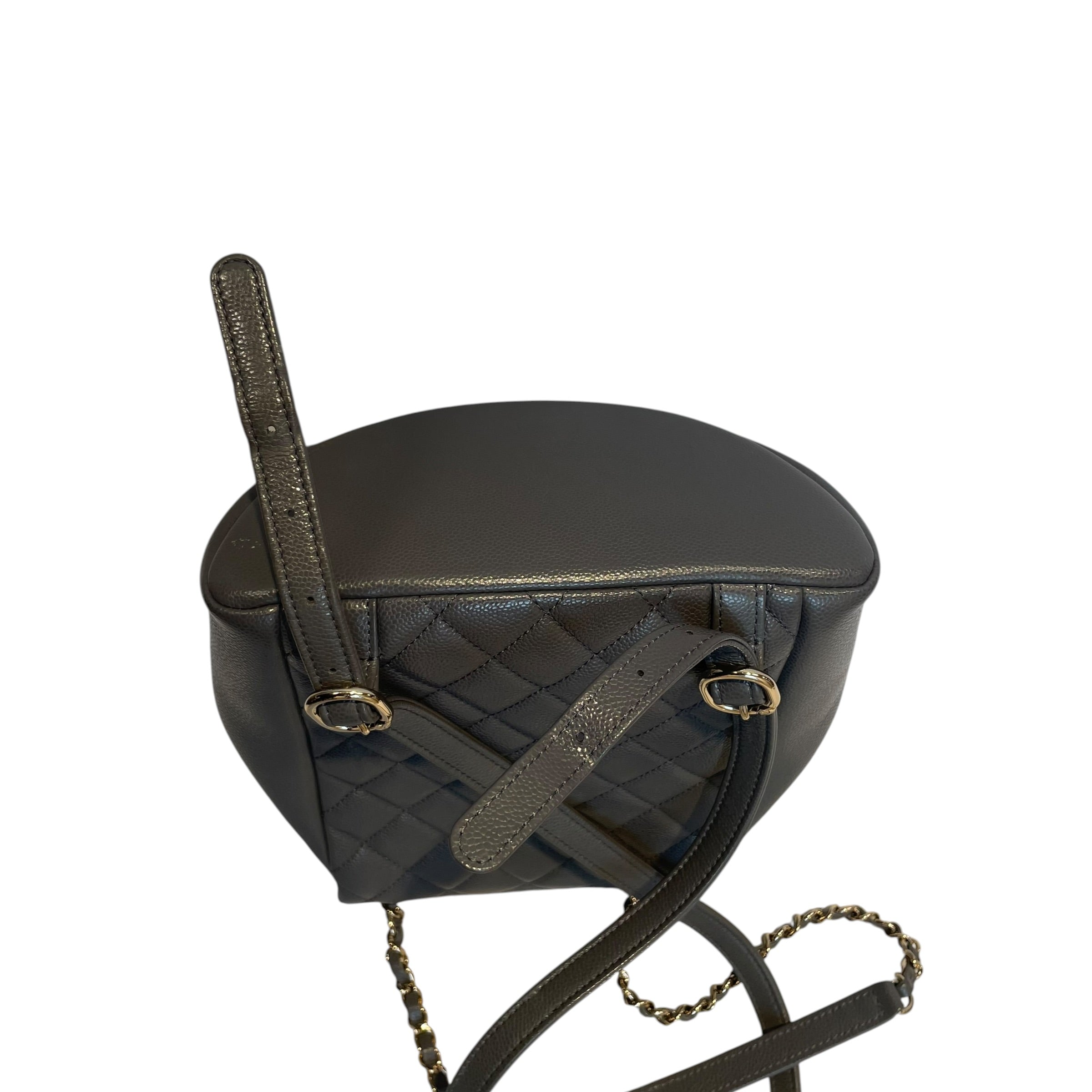 CHANEL/Backpack/Leather/GRY/mini cargo duma view 3
