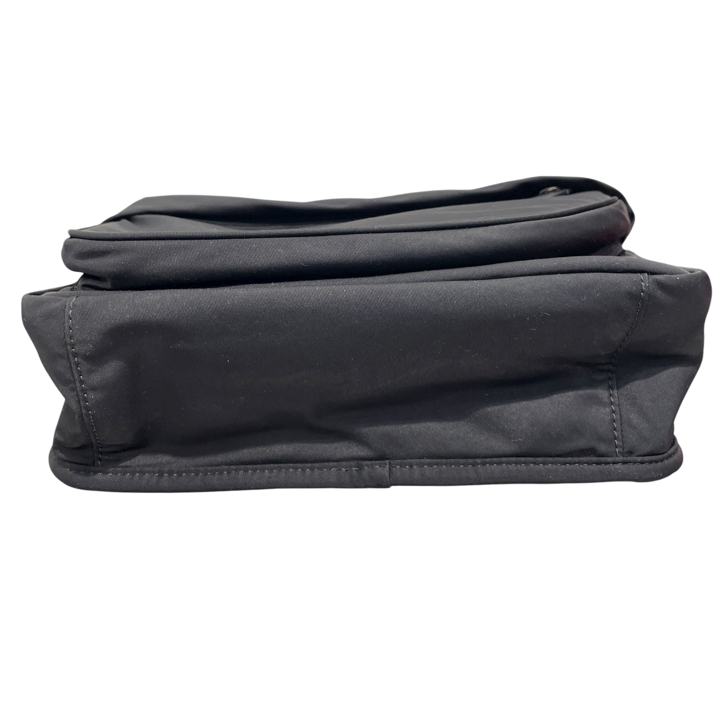BURBERRY LONDON/Bag/Nylon/BLK/SHEILD CAMERA BAG view 4