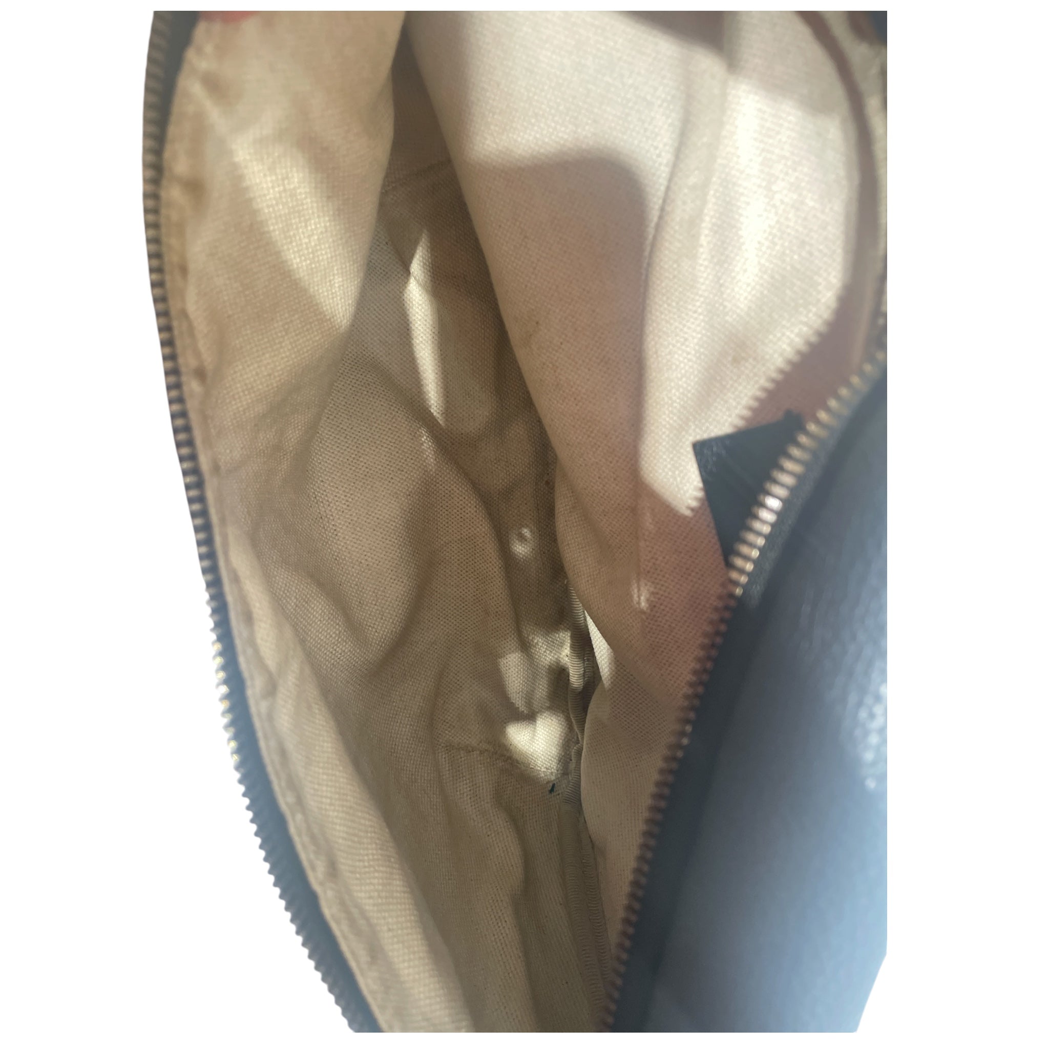 GUCCI/Fanny Pack/BLK/GG GUCCI BLACK FANNY PACK view 3