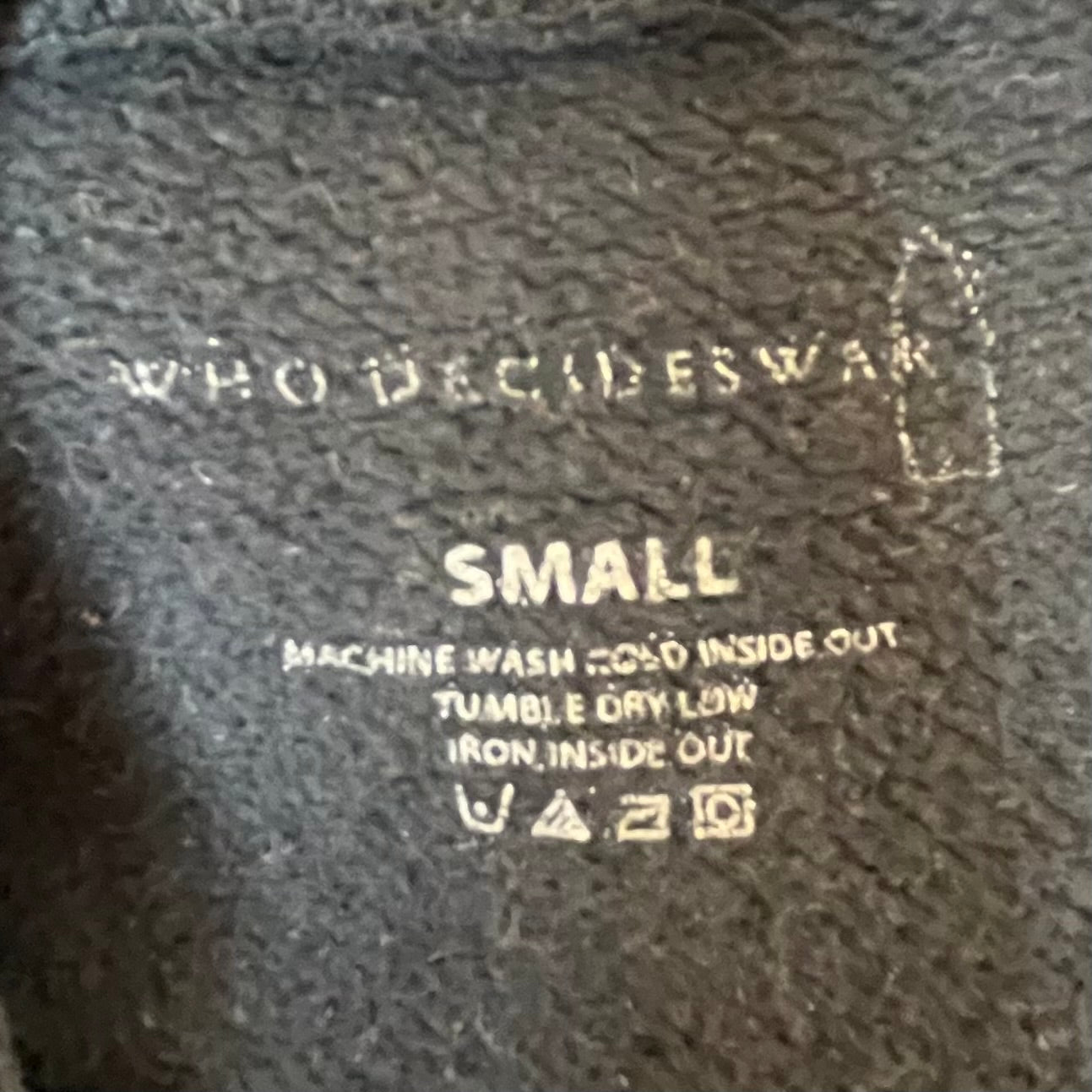 WHO DECIDES WAR/Hoodie/L/Cotton/BLK/cowboy church view 3