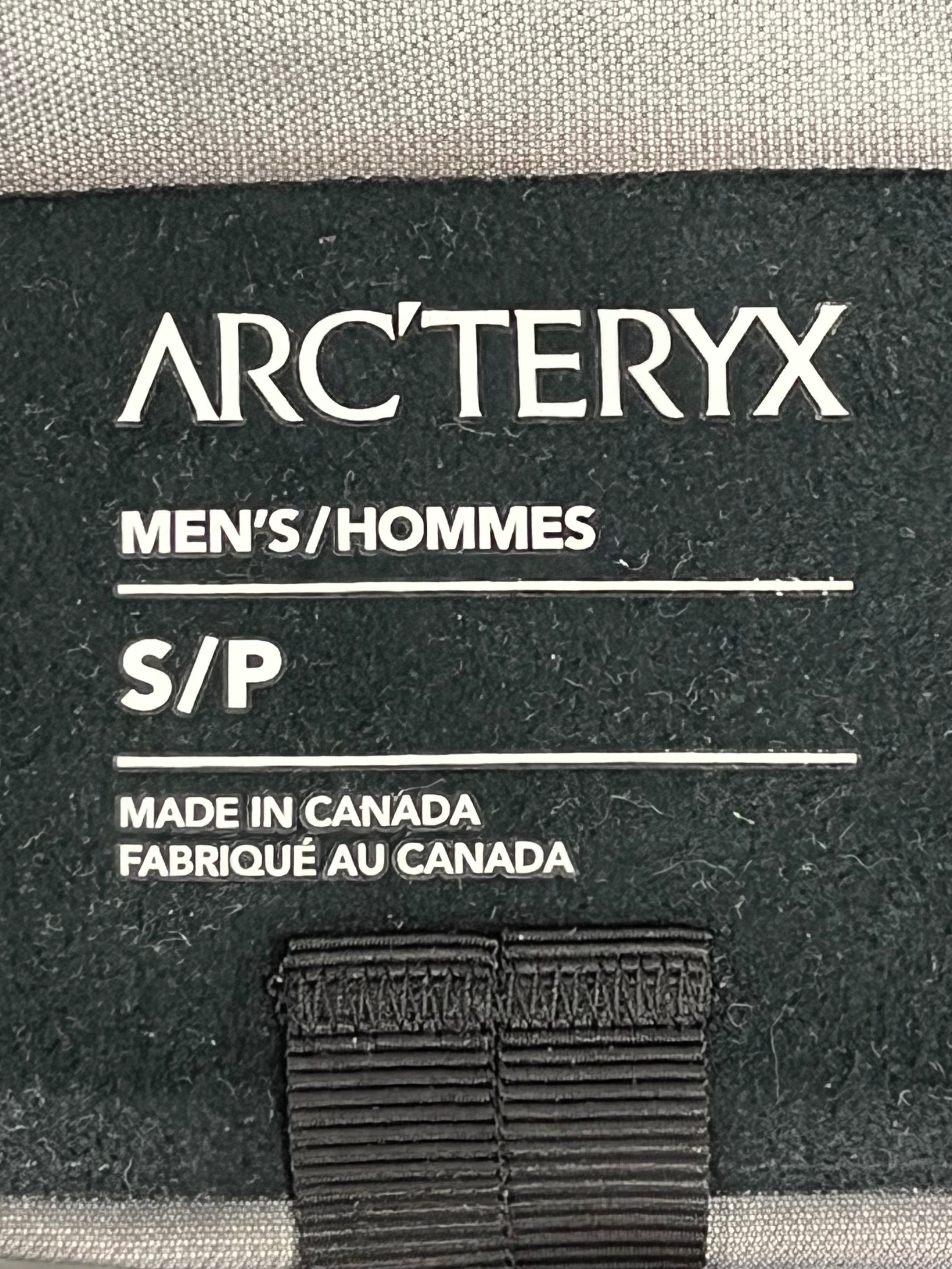 ARC'TERYX/Windbreaker/M/Nylon/GRY/Animal Pattern/WALK GENTLY FISHSCALE BETA view 4