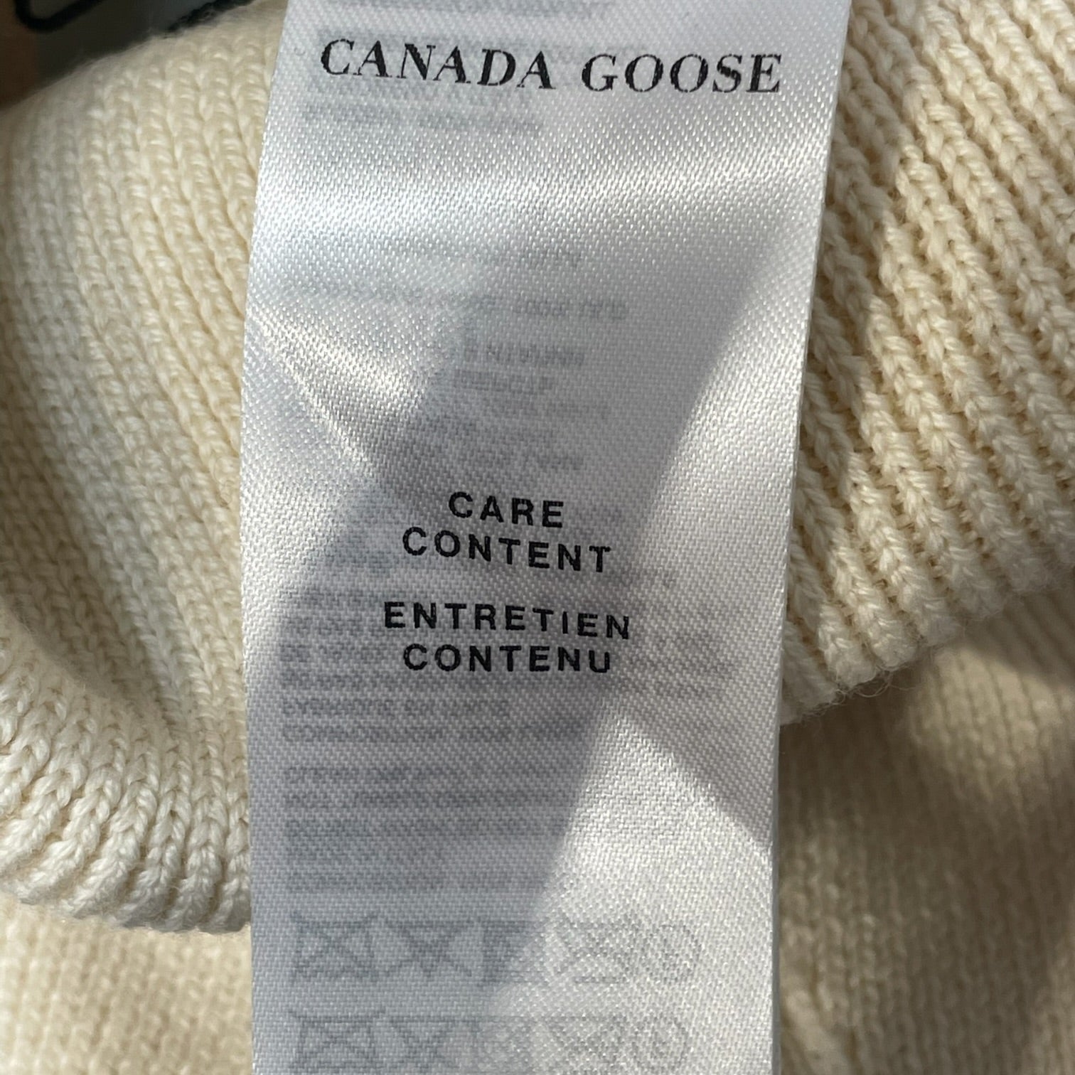 CANADA GOOSE/Beanie/Wool/CRM/M's/ view 3