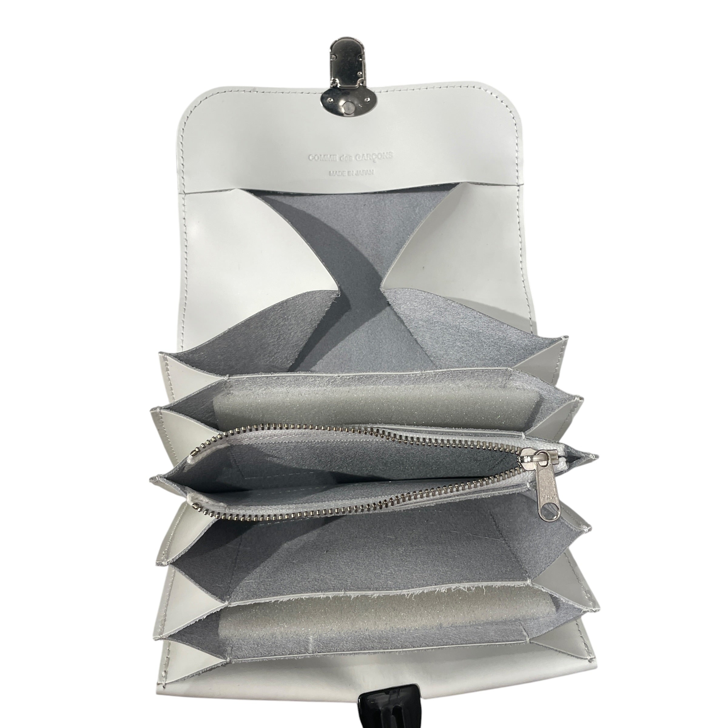 COMME des GARCONS/Wallet/Leather/WHT/2 ROWS OF STUDS W SIL CLASP view 3
