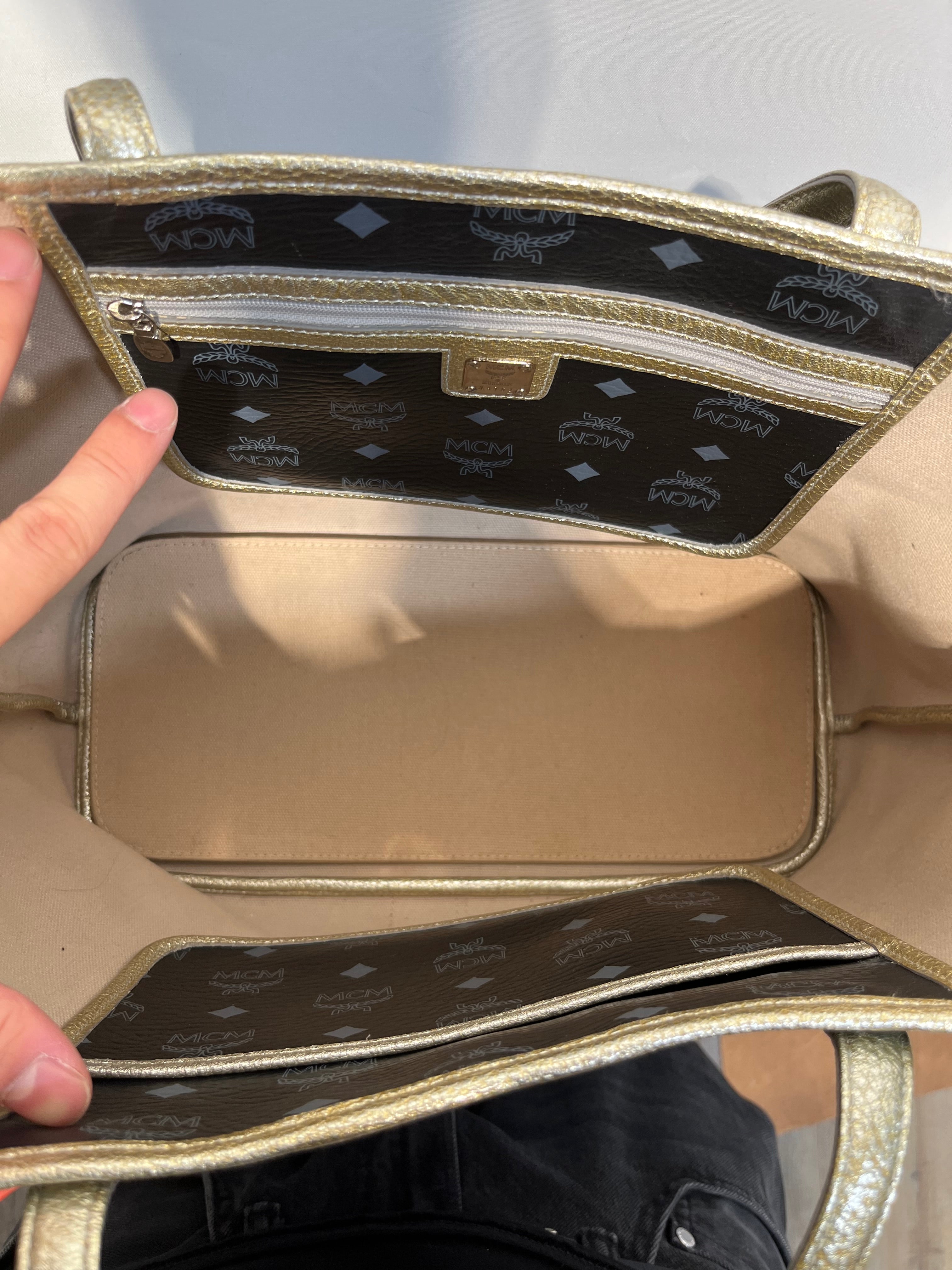 MCM/Tote Bag/Monogram/Leather/BLK/LION/LE/VISETOS view 3