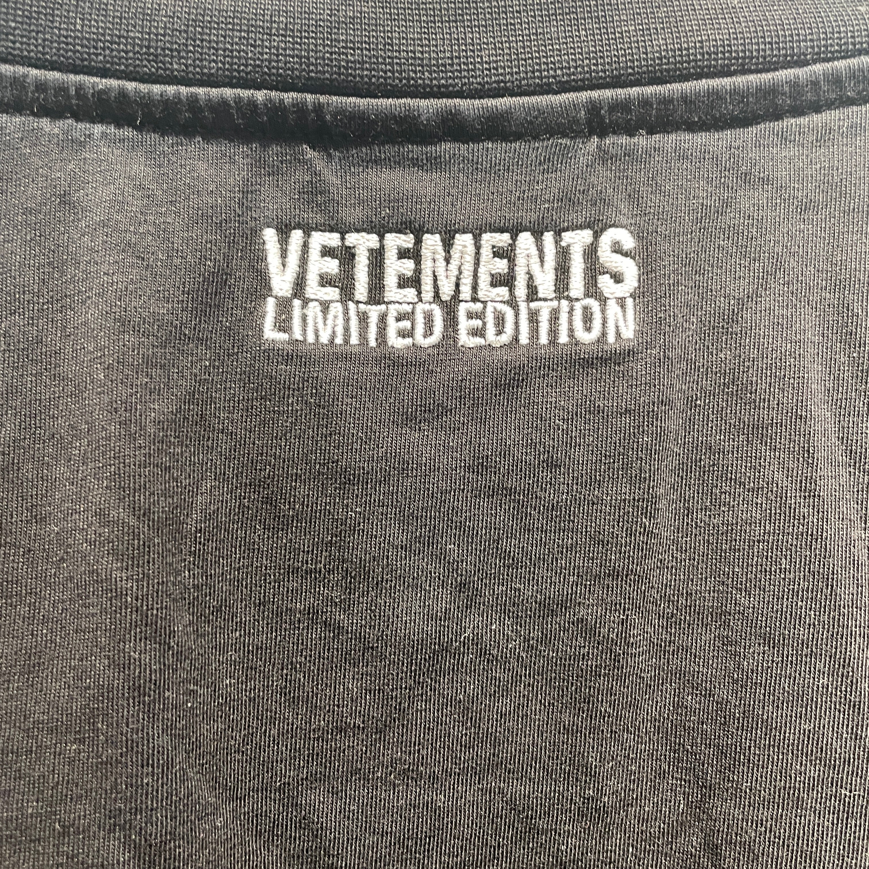 VETEMENTS/T-Shirt/M/Cotton/BLK/LIMITED EDITION LOGO TEE view 3