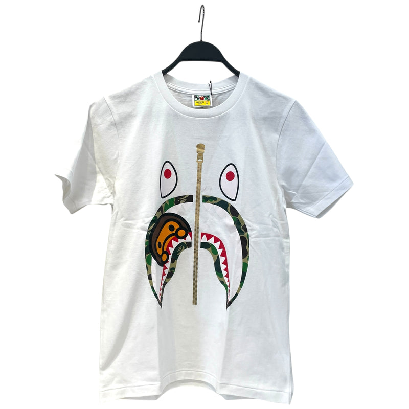 A BATHING APE/T-Shirt/S/Cotton/WHT/Graphic/abc camo milo shark 2006
