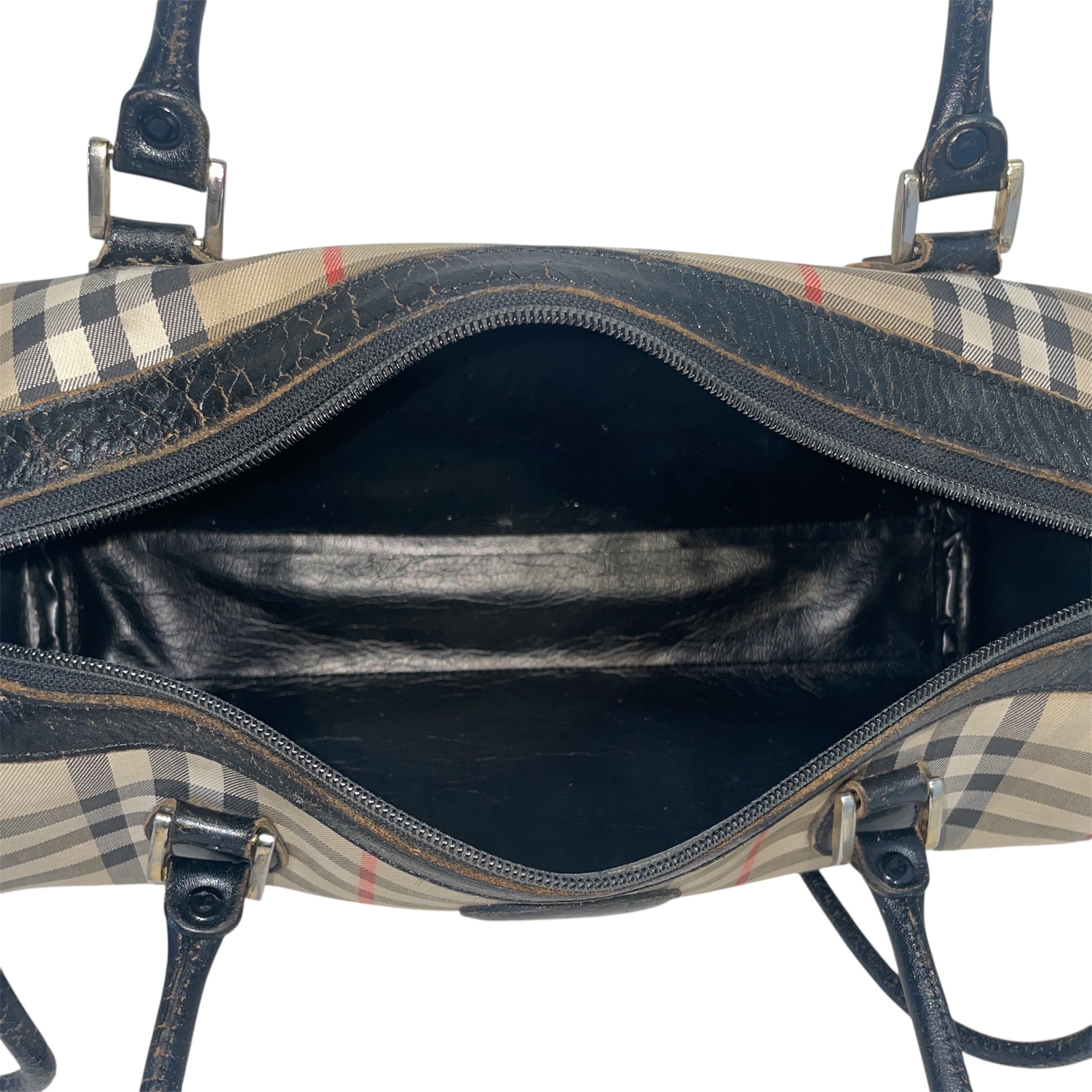 BURBERRY/Bag/Nylon/MLT/Cross Body barrel bag view 4