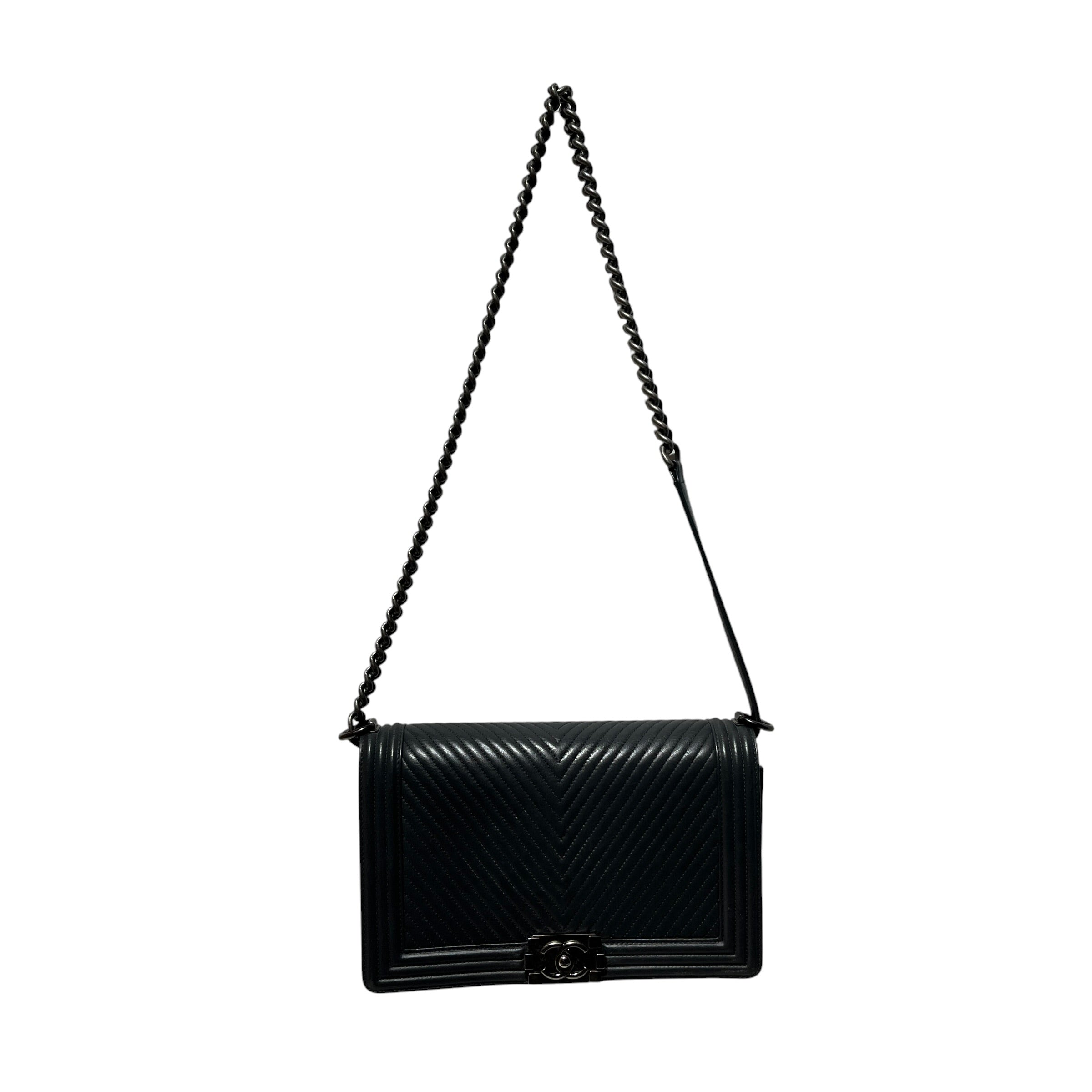 CHANEL/Cross Body Bag/Leather/GRY/Chevron Large Boy Bag view 1