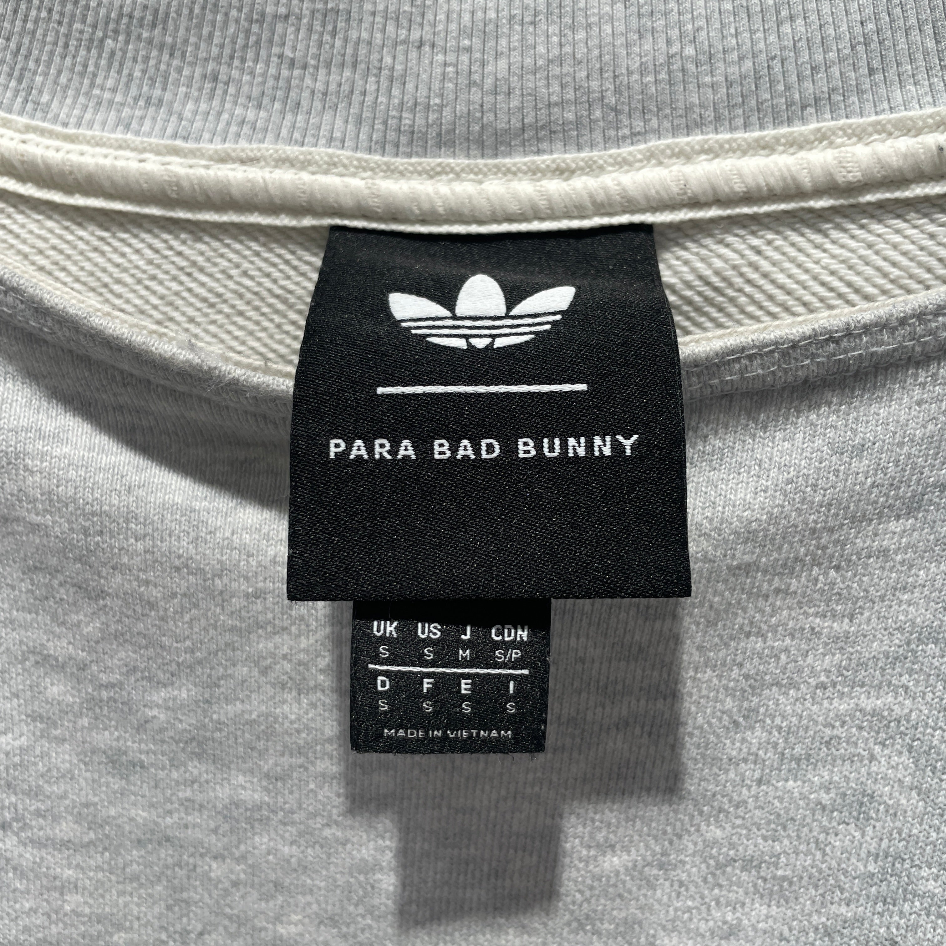 adidas/Sweatshirt/S/Cotton/GRY/BAD BUNNY view 3