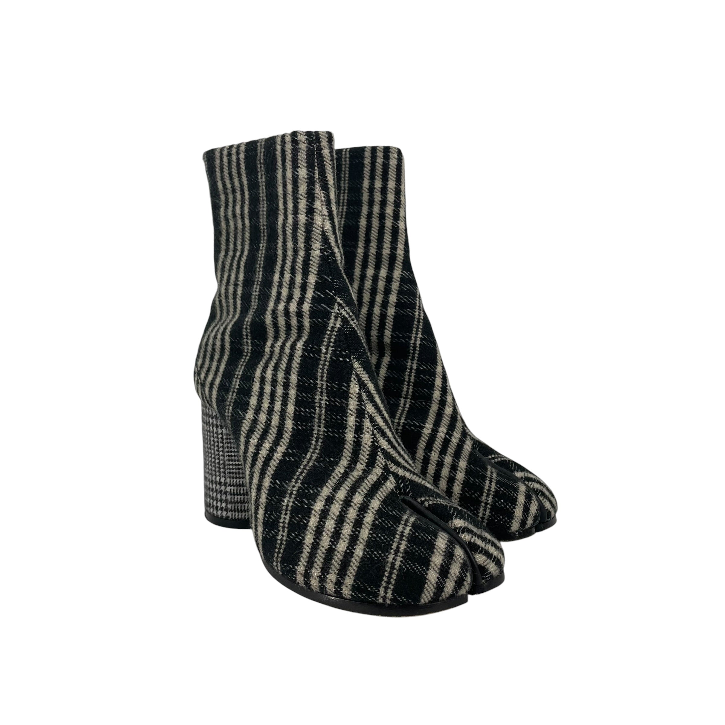 Maison Margiela/Booties/EU 35/Plaid/Wool/BLK/PLAID WOOL HOUNDSTOOTH HEEL view 1