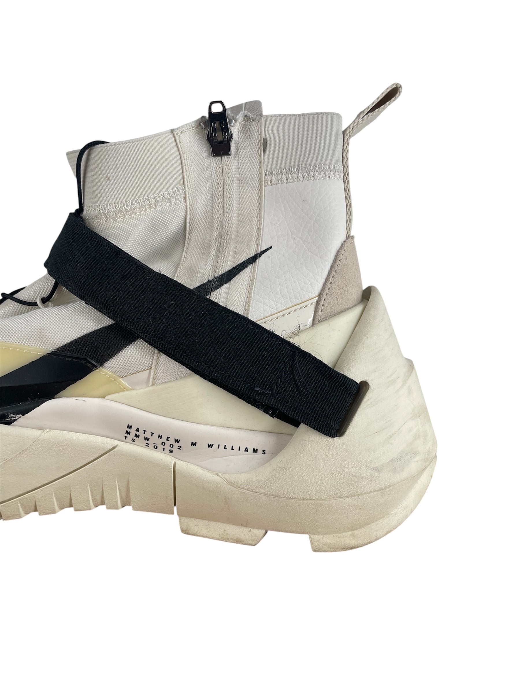 NIKE/Hi-Sneakers/US 11/CRM/TS 2019 view 4