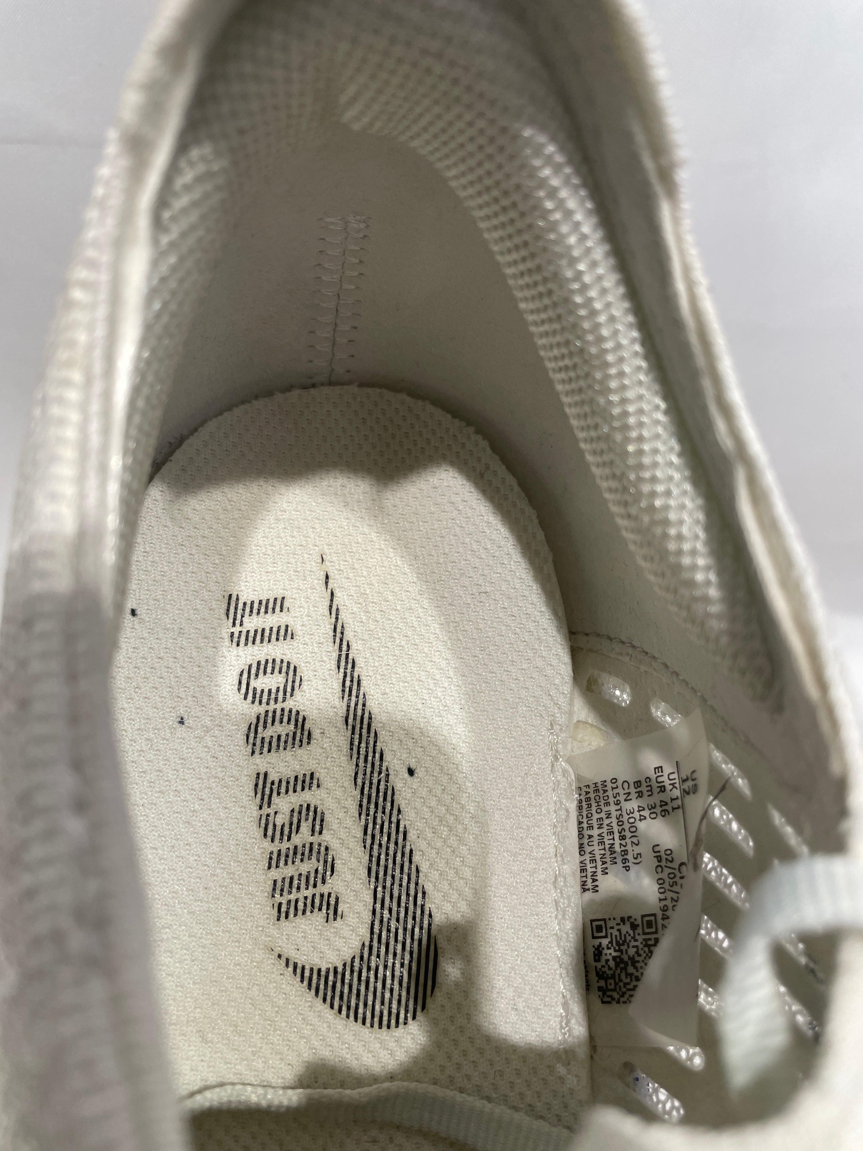 NIKE/Low-Sneakers/US 12/Nylon/WHT/FLYKNIT WHITE HYPER VIOLET view 3