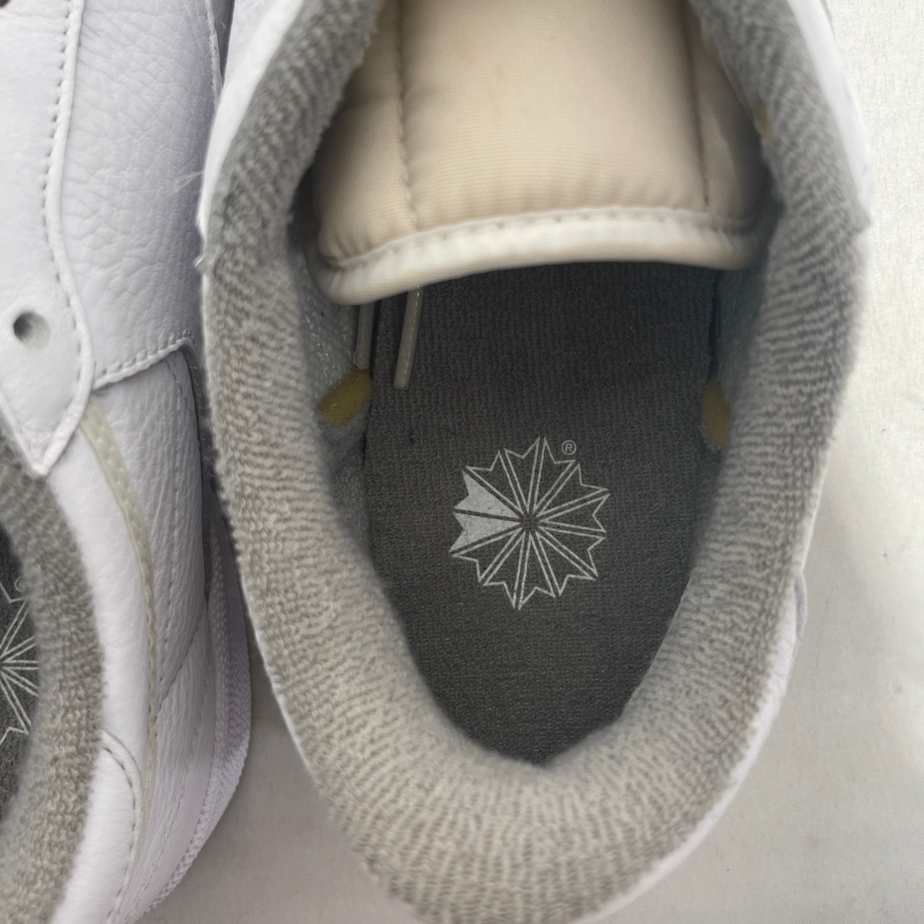 Reebok/JJJJound/Low-Sneakers/US 9/Leather/WHT/ view 3