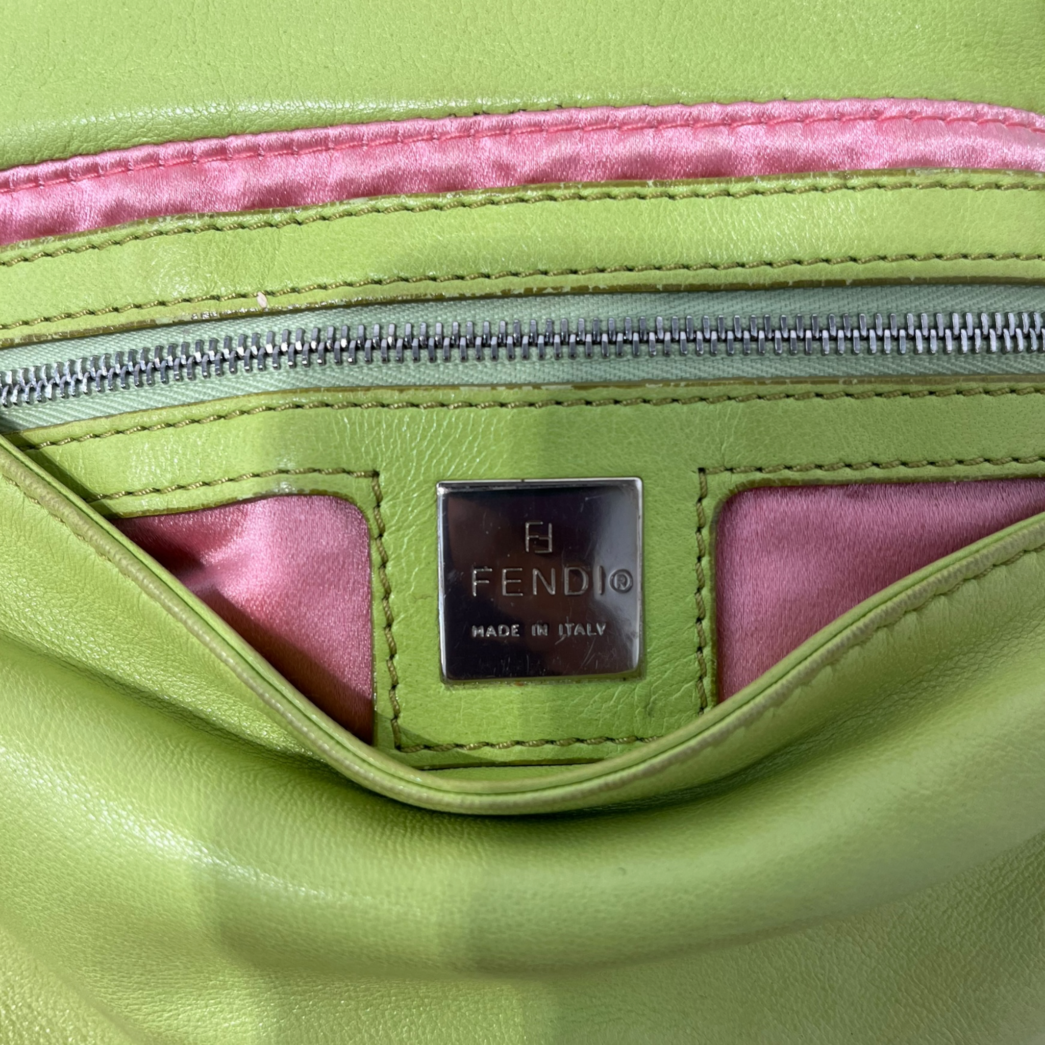 FENDI/Bag/Leather/GRN/2003 BAGUETTE view 3