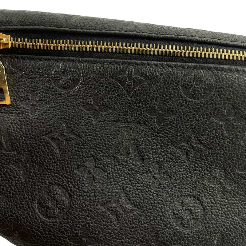 LOUIS VUITTON/Fanny Pack/Leather/BLK/QUILTED LV GOLD ZIPPER