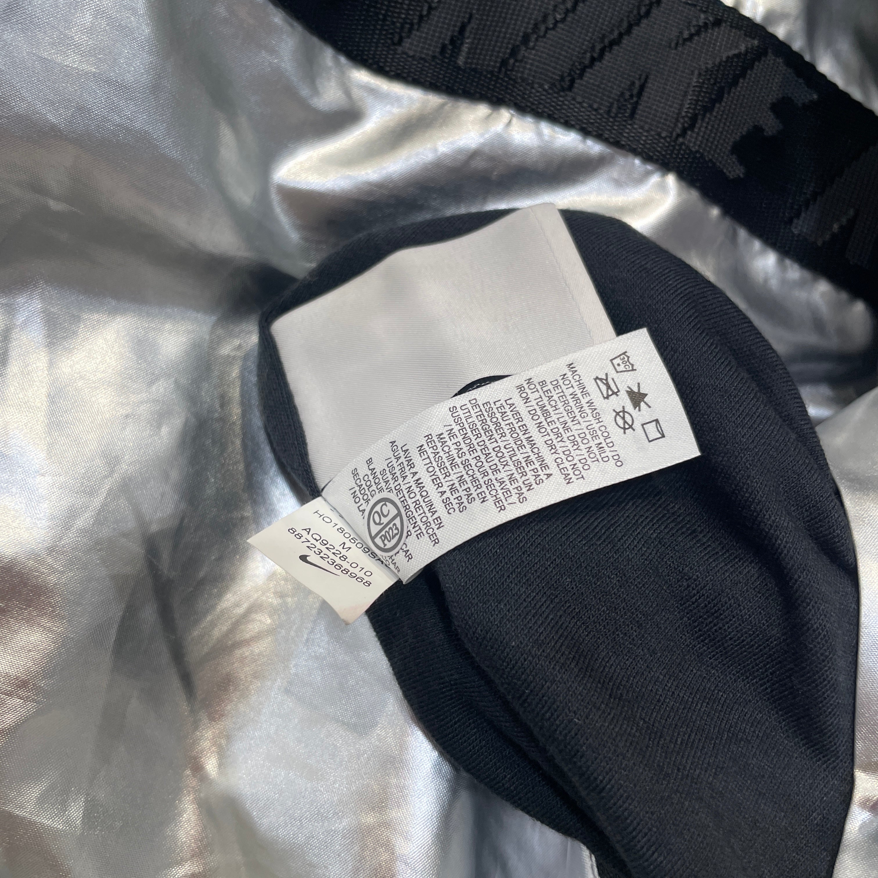 NIKE/AMBUSH/Zip Up Hoodie/M/Nylon/BLK/Reversable Zip up hoodie view 6