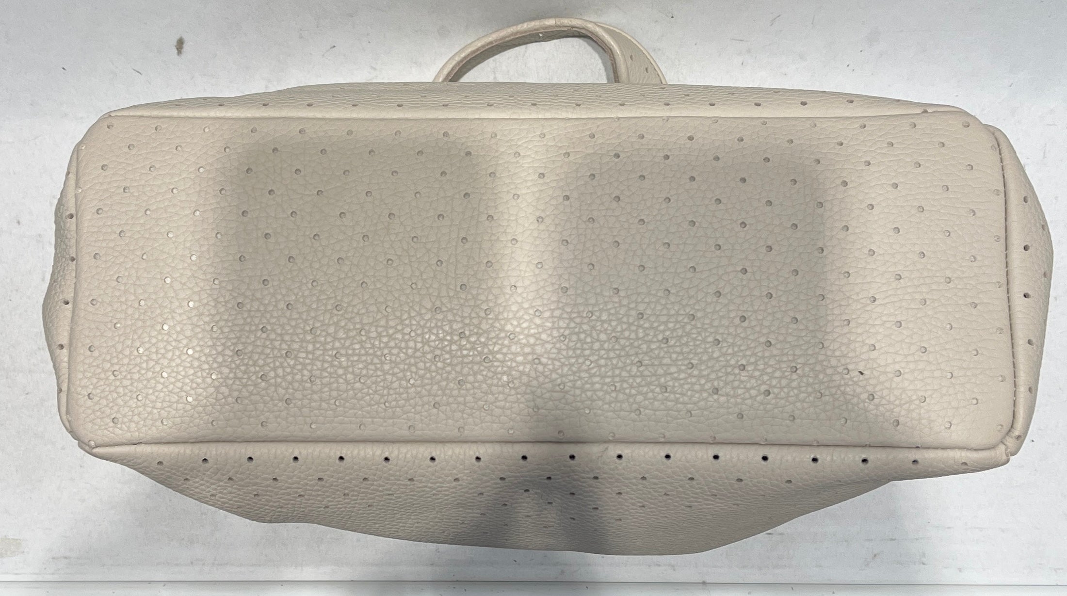 BOTTEGA VENETA/Bag/Leather/CRM/PERFORATED INTRECCIATO TOTE view 3