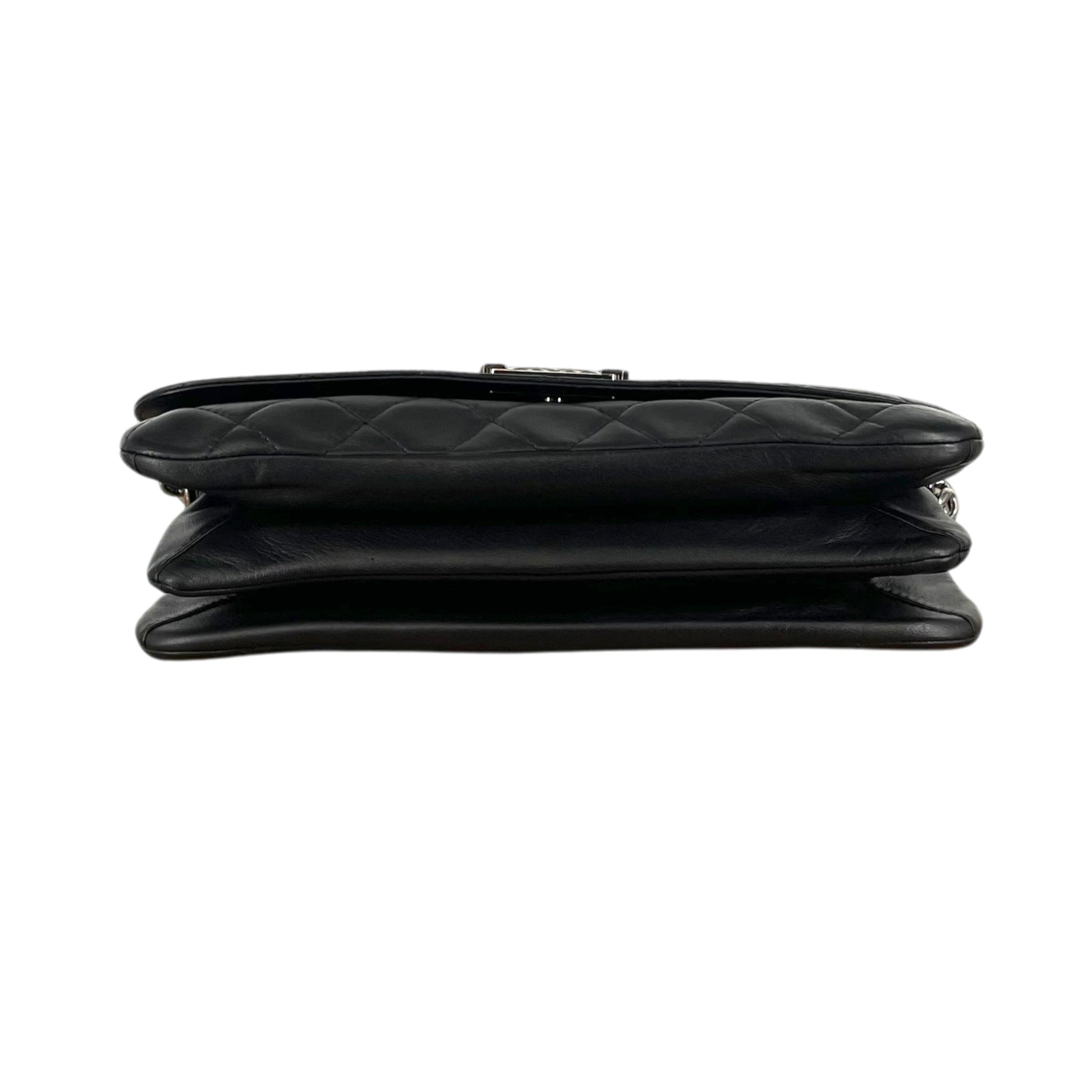 CHANEL/Cross Body Bag/Leather/BLK/16015287/BOY ACCORDION FLAP view 4