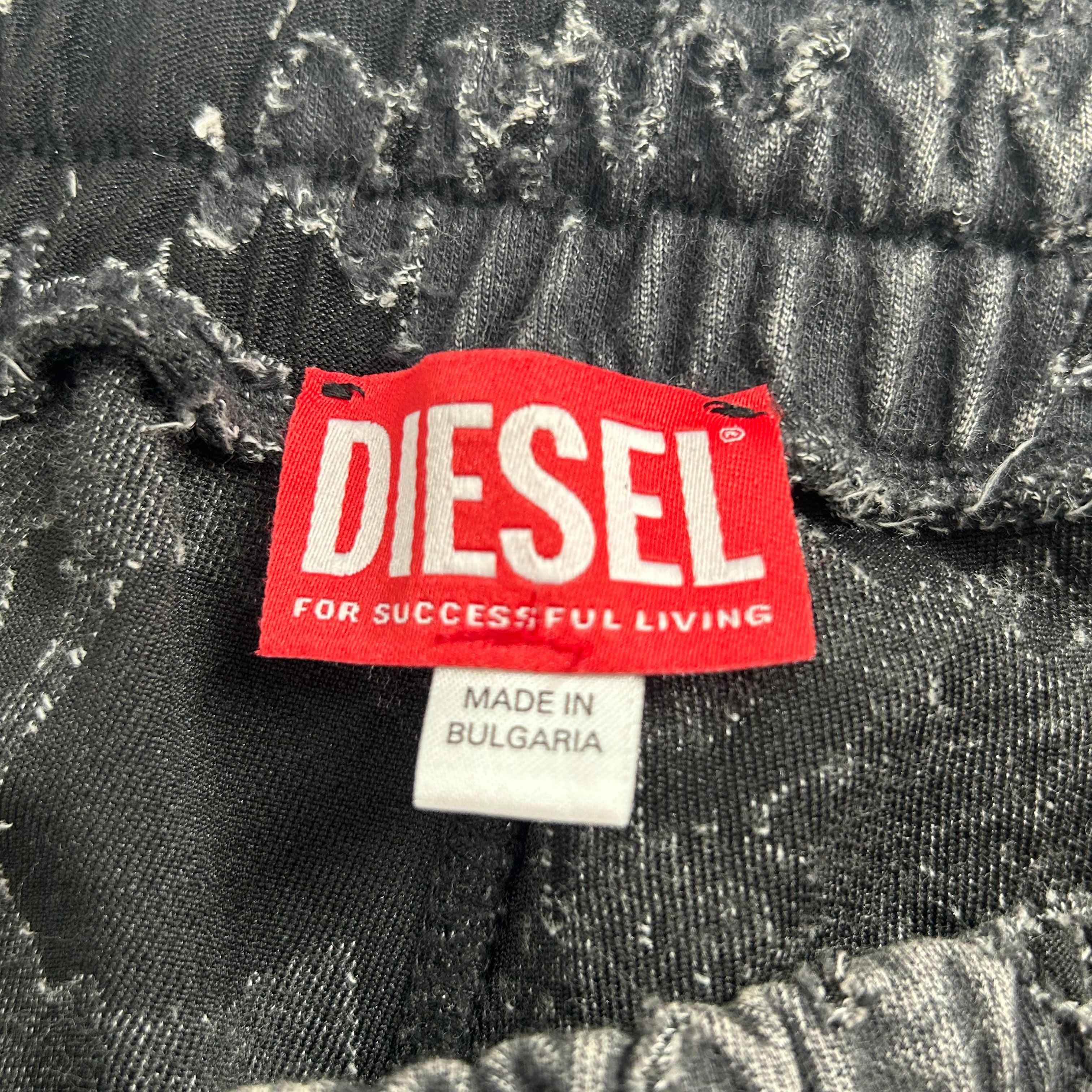 DIESEL/Wide Leg Pants/S/Cotton/BLK/DISTRESSED CAMO view 3