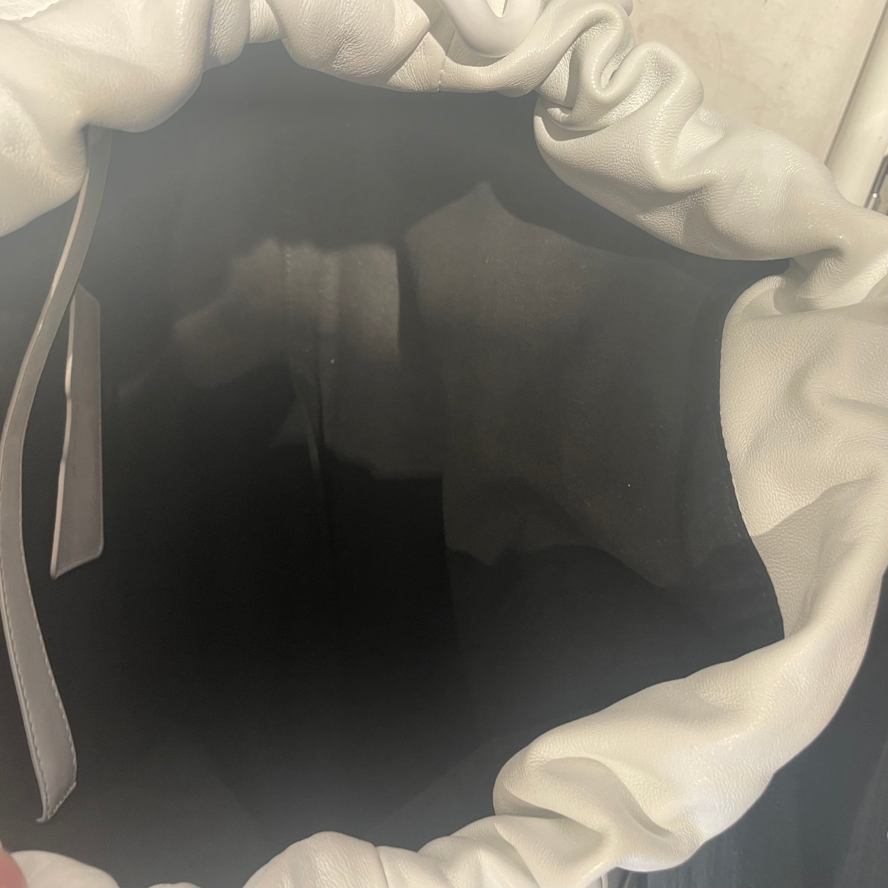 Alexander McQueen/Tote Bag/Leather/WHT/THE BALL view 4