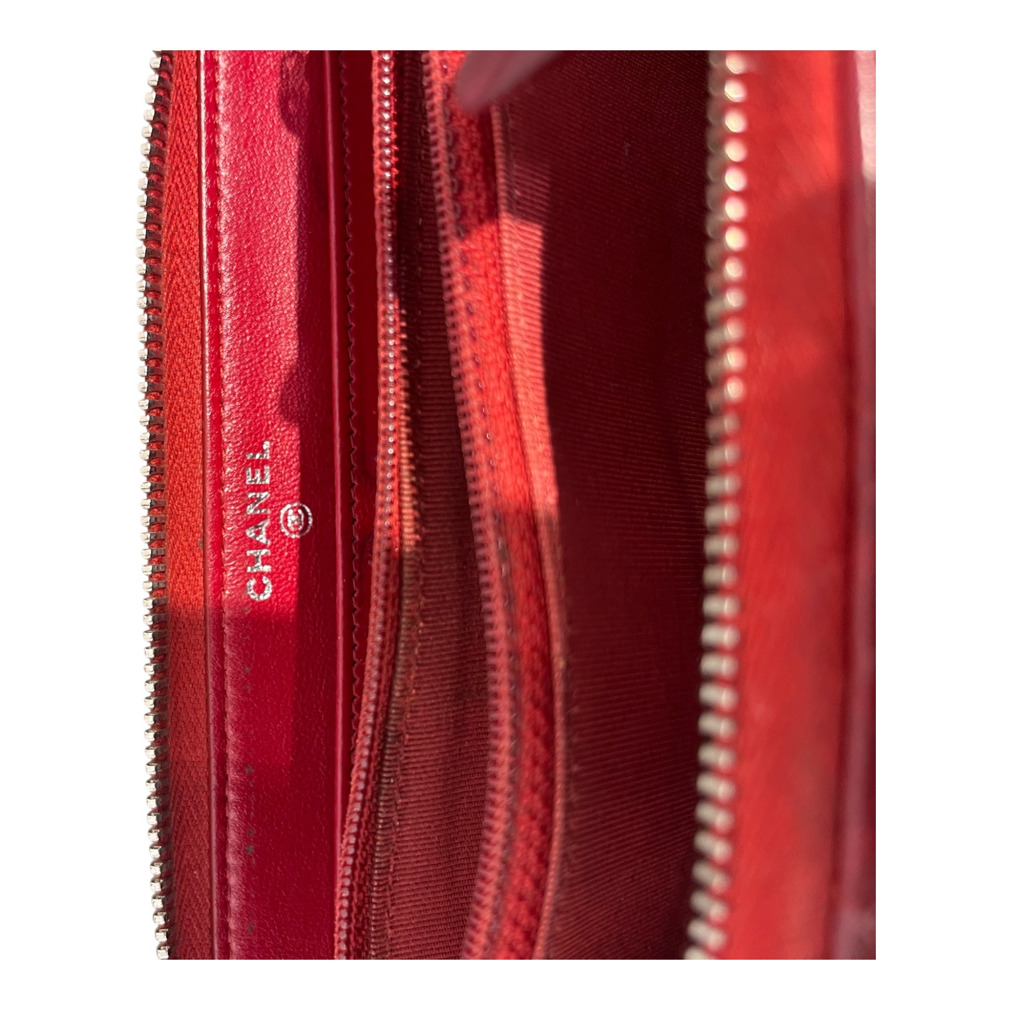 CHANEL/Wallet/Leather/RED/quilted chanel zippy view 4
