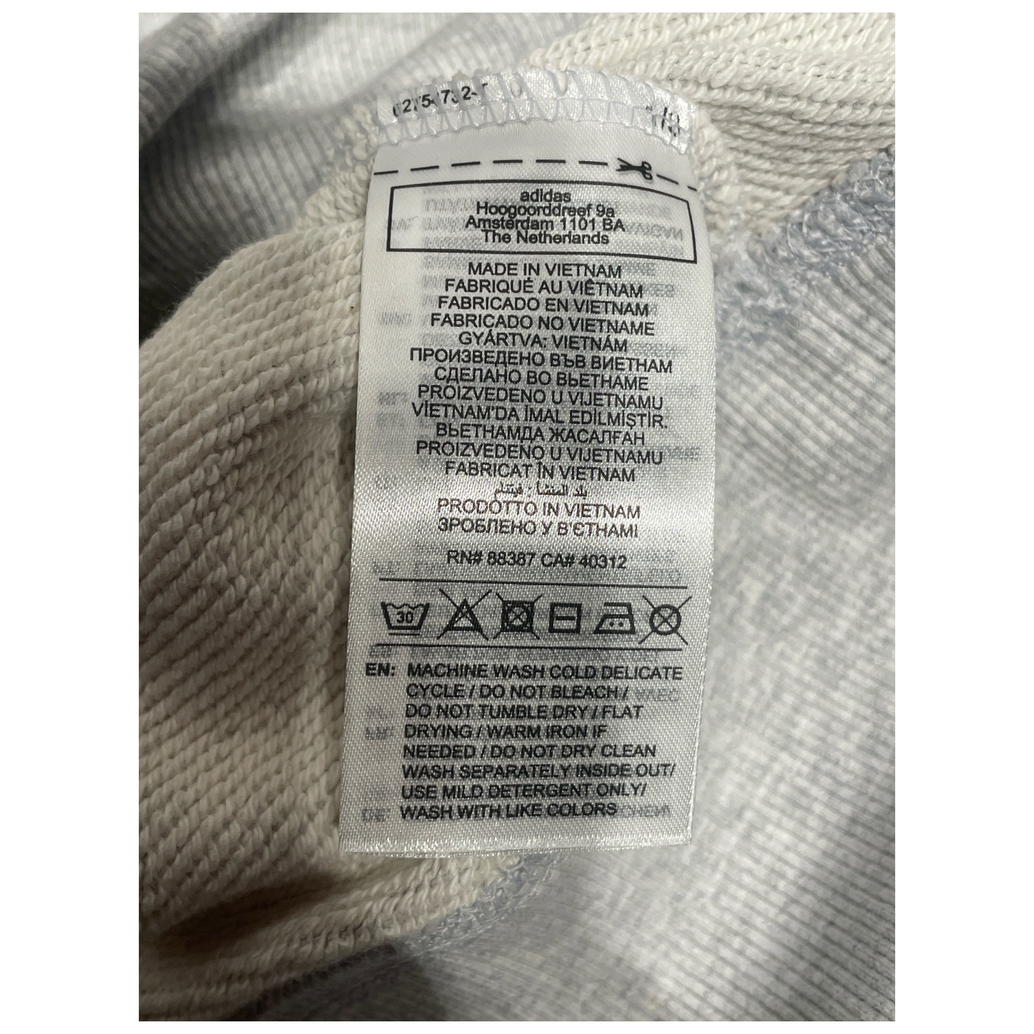 adidas/Hoodie/L/Cotton/SLV/bad bunny convertible hoodie view 4