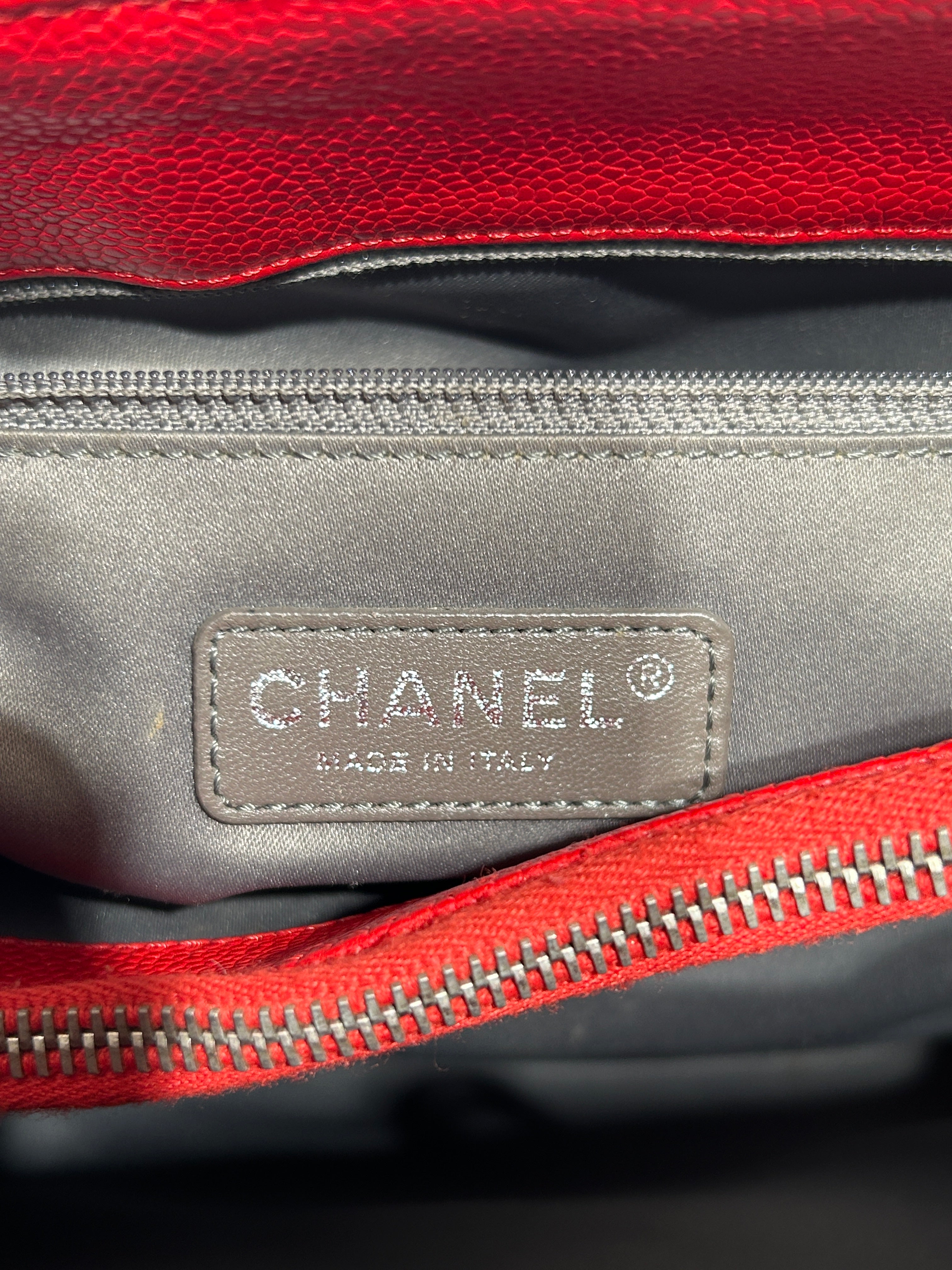 CHANEL/Tote Bag/Leather/RED/GRAND SHOPPING TOTE view 6