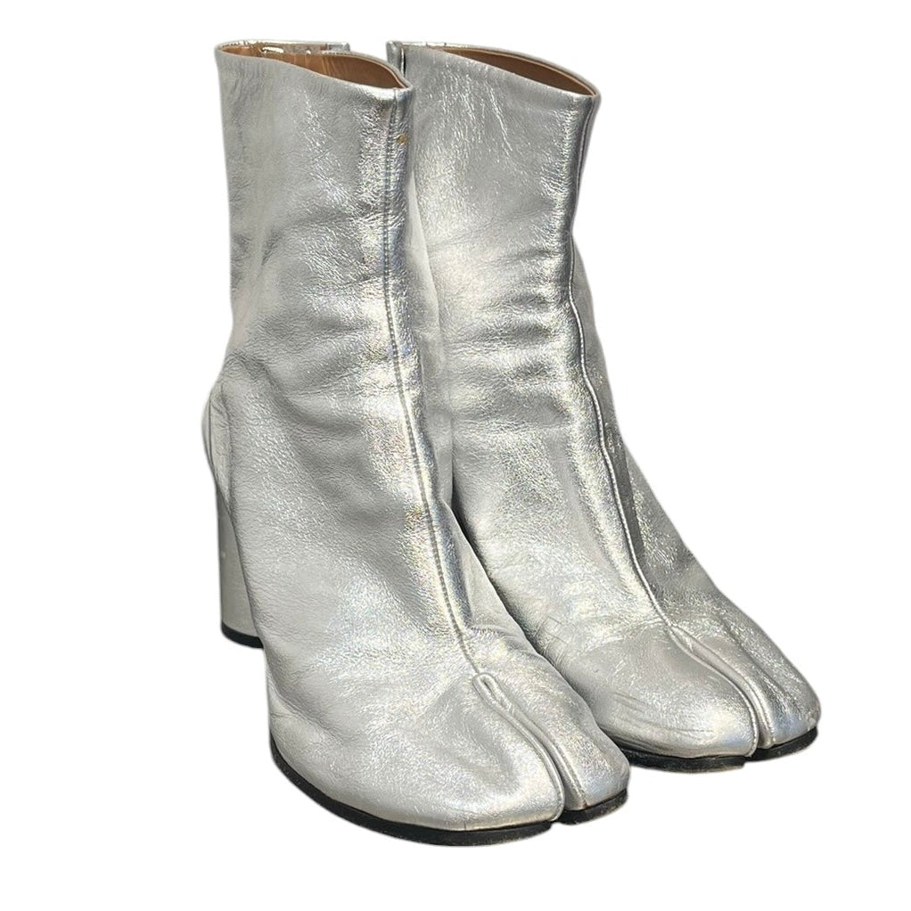 Maison Margiela/Heels/EU 40/Leather/SLV/TABI SILVER HEEL view 1
