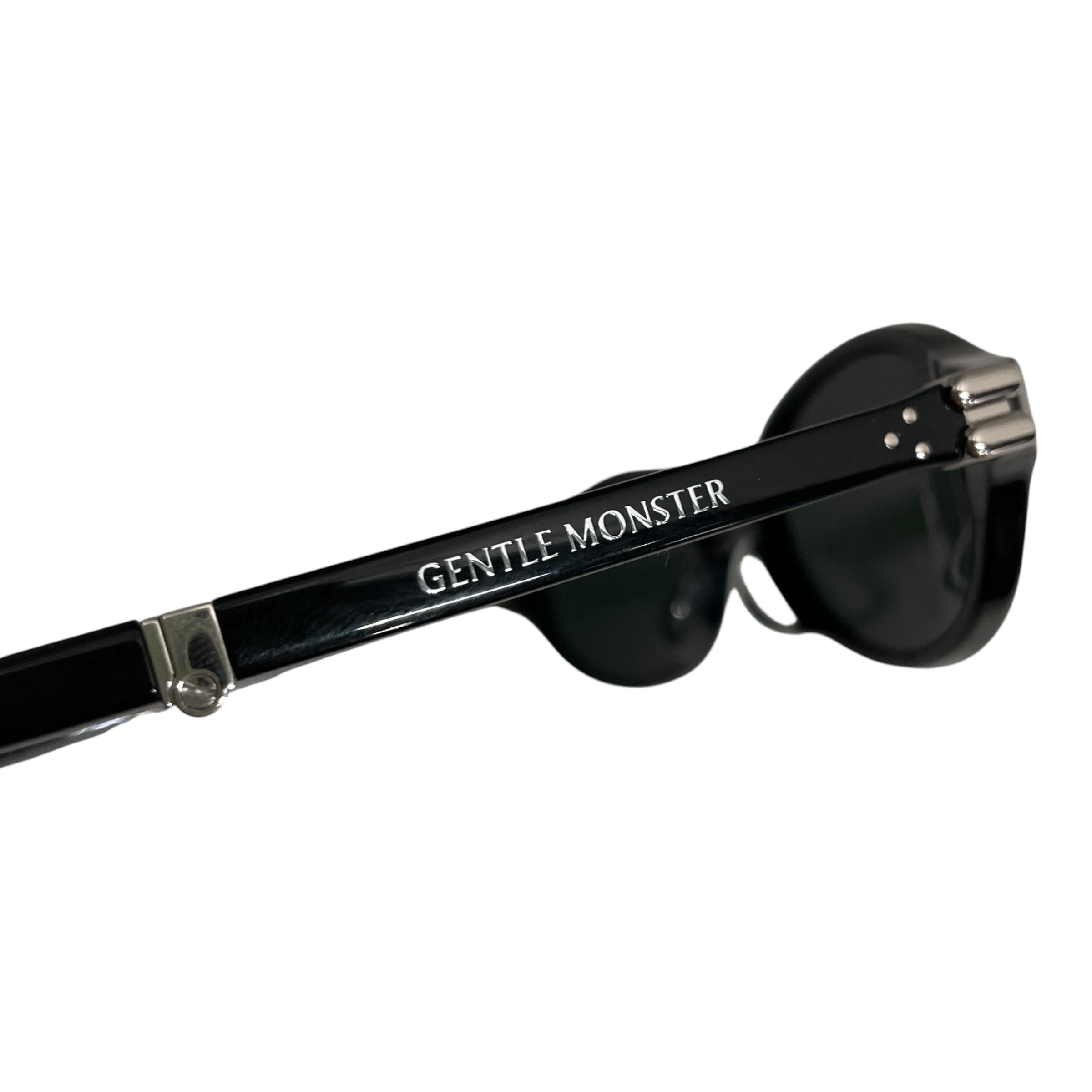 GENTLE MONSTER/Sunglasses/Celluloid/BLK/IVY SMALL OVAL view 4
