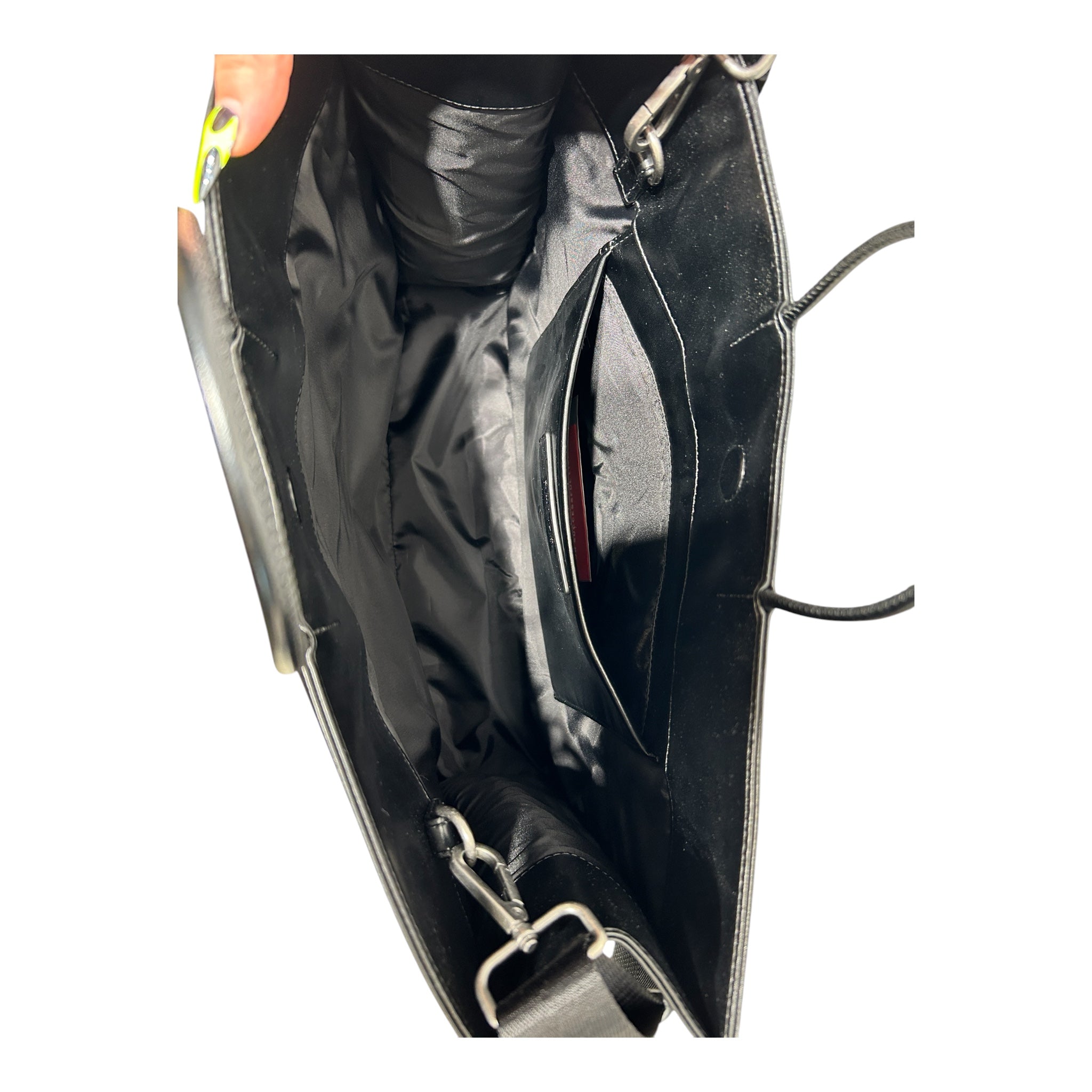 DIESEL/Tote Bag/Leather/BLK/EMBOSSED LOGO FRNT CROSS STRP view 4