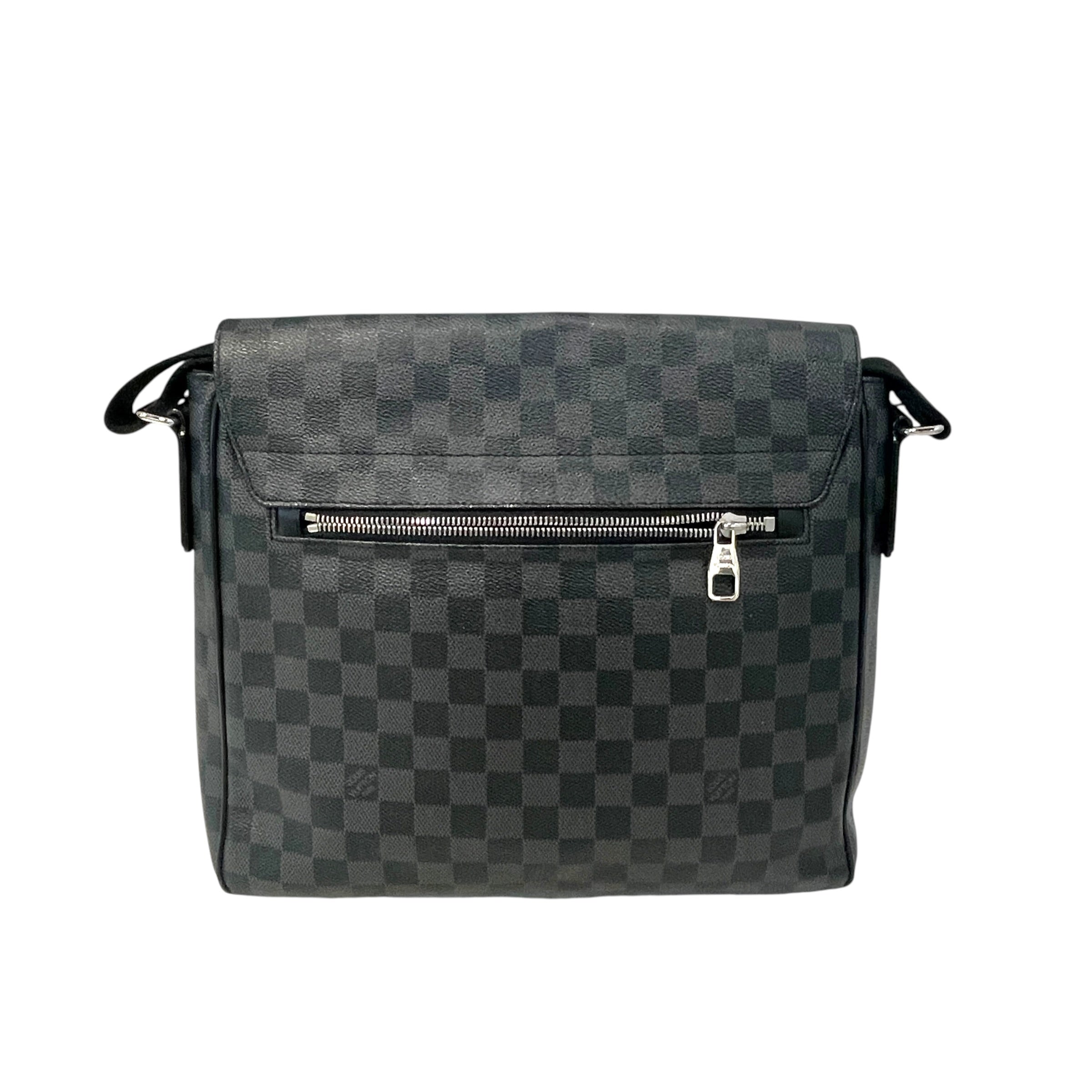 LOUIS VUITTON/Cross Body Bag/Monogram/Leather/GRY/District PM Messenger view 1
