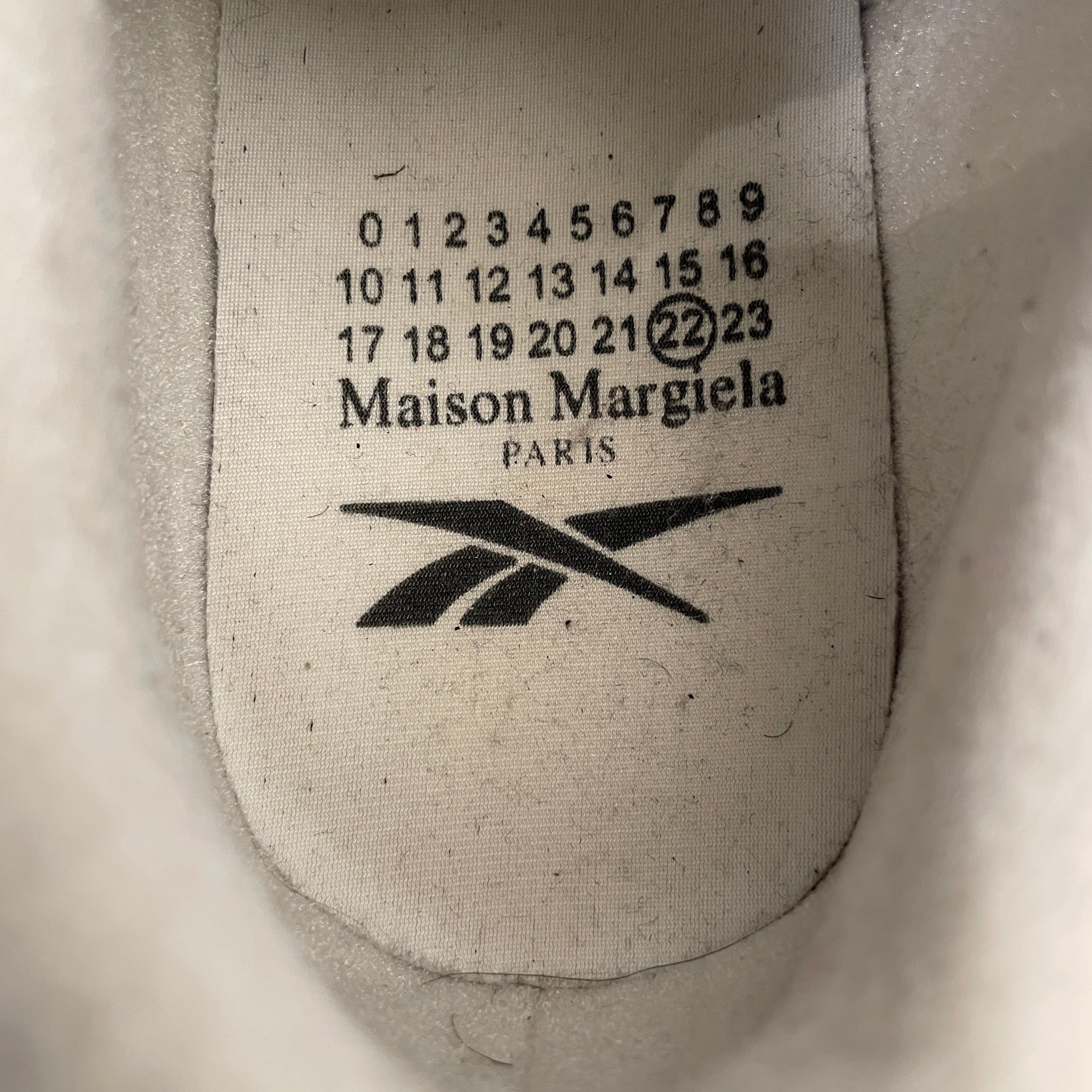 Maison Margiela/Reebok/Low-Sneakers/US 8/WHT/tabi view 3