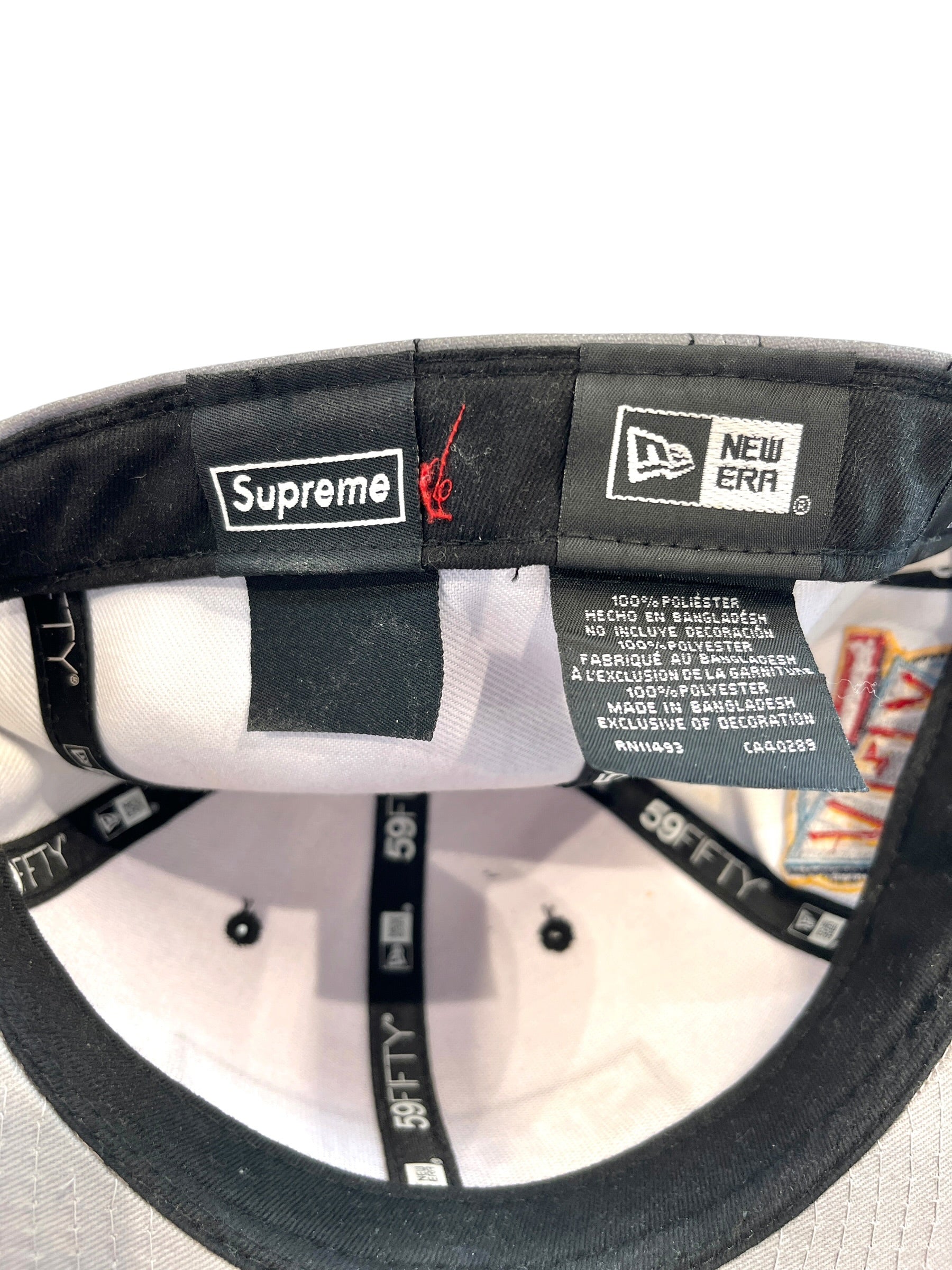 Supreme/NEW ERA/Cap/8/Graphic/Cotton/GRY/M's/Gradient Box Logo Fitted view 3