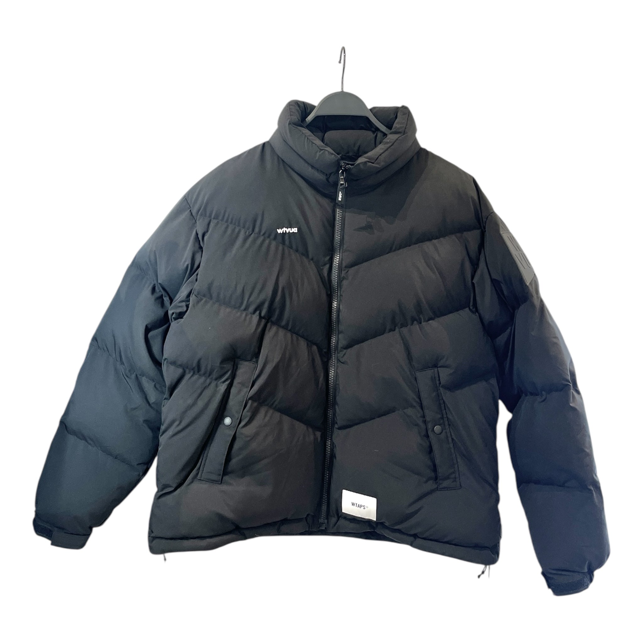 w)taps/Puffer Jkt/2/Black/Polyester/222BRDT-JKM02 view 1