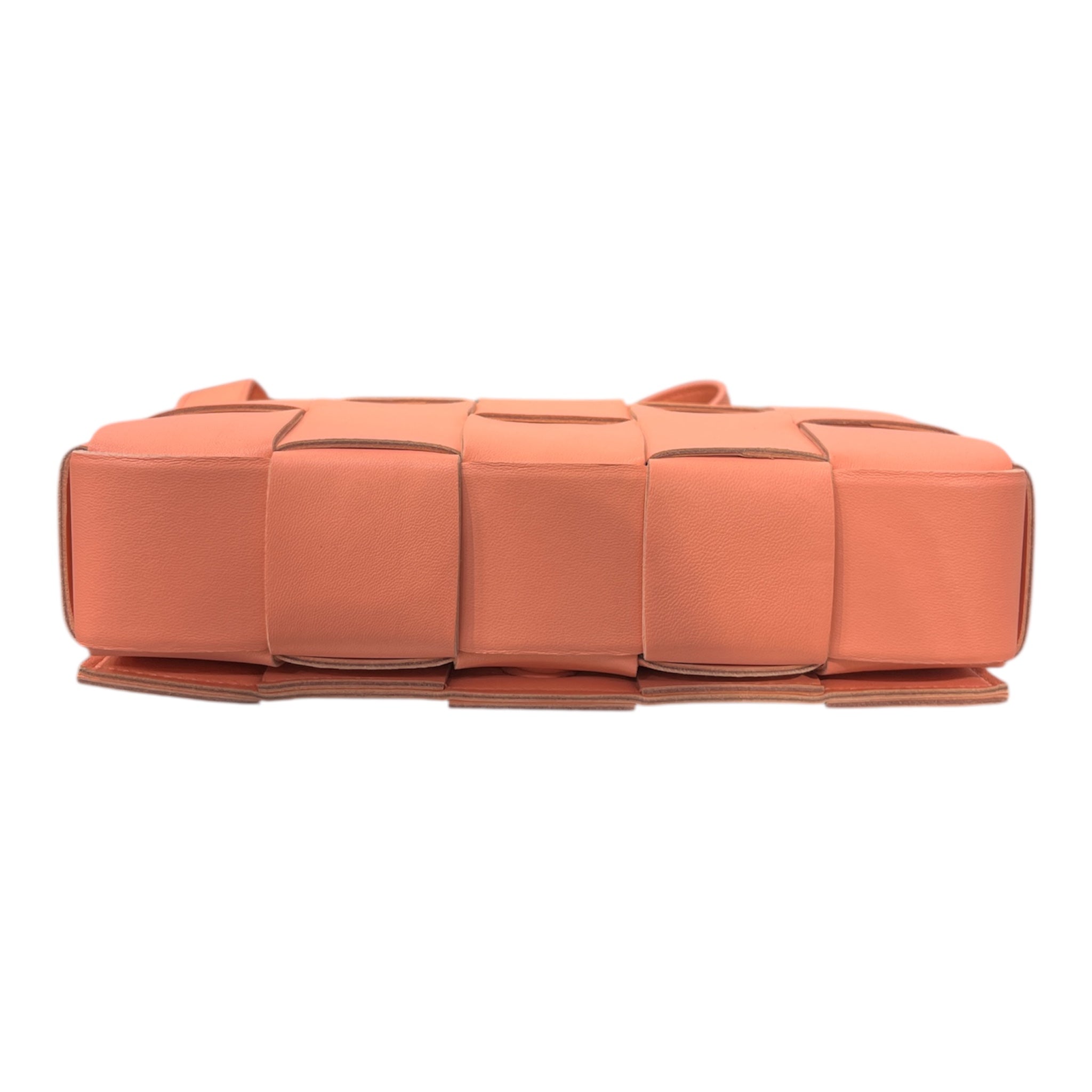 BOTTEGA VENETA/Bag/Leather/PNK/CASETTE BAG view 3