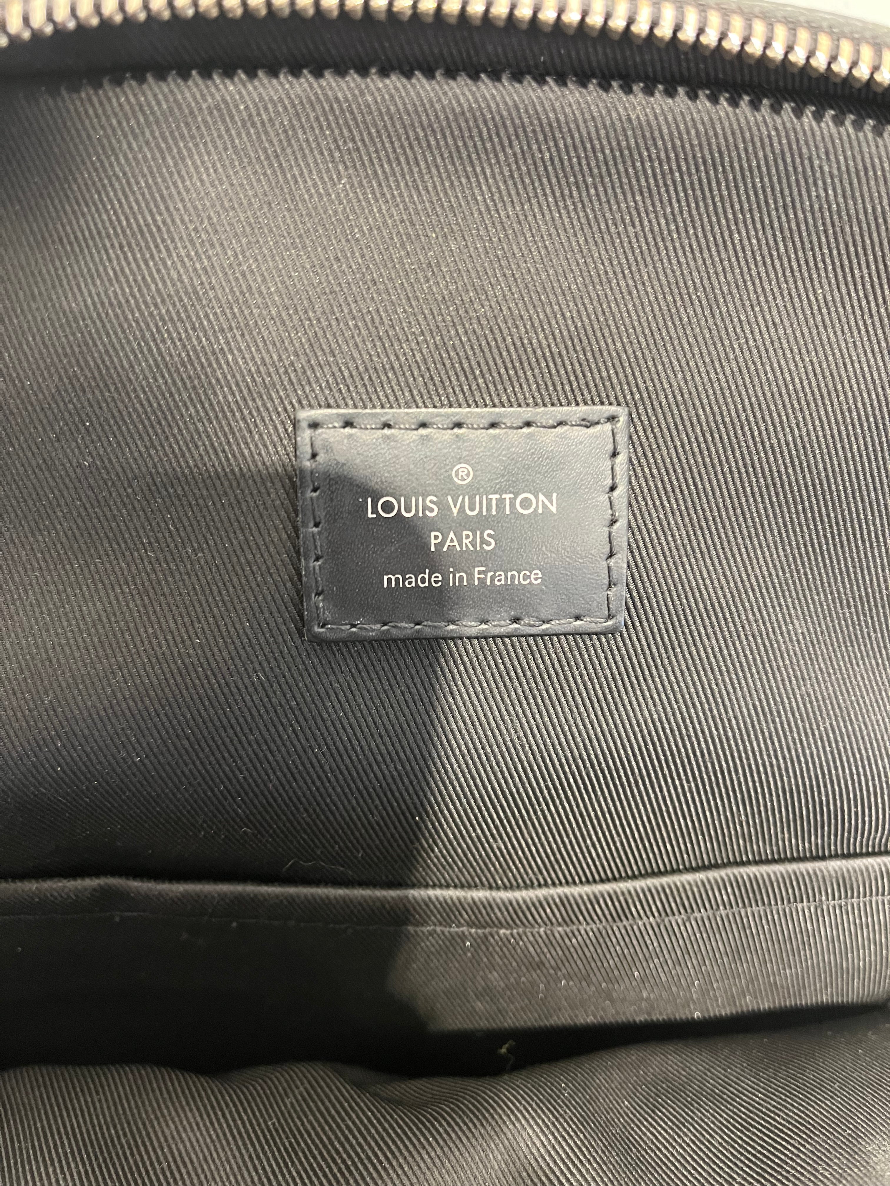 LOUIS VUITTON/Fanny Pack/Monogram/Leather/BLK/avenue sling view 3