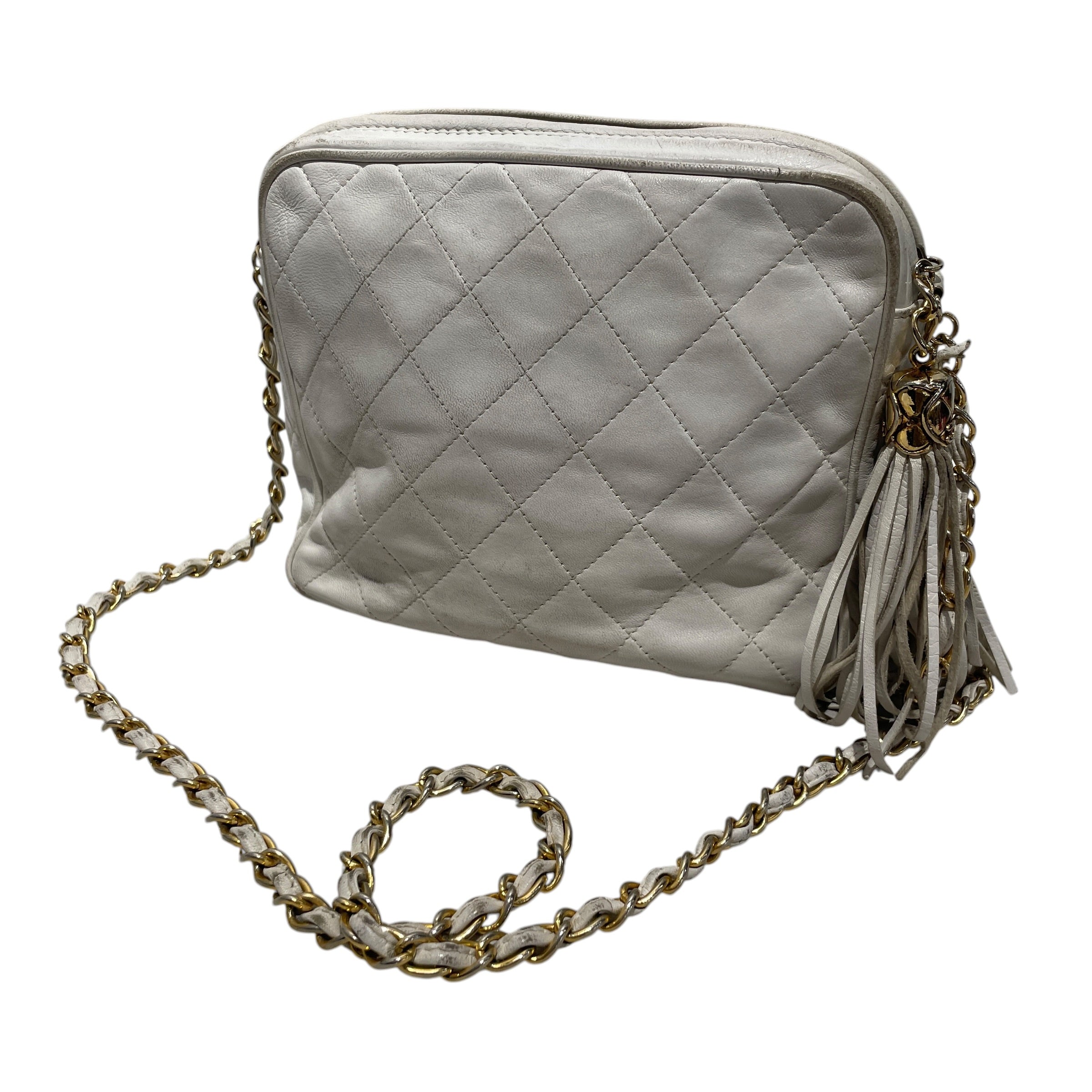 CHANEL/Bag/Leather/WHT/quilted camera view 2