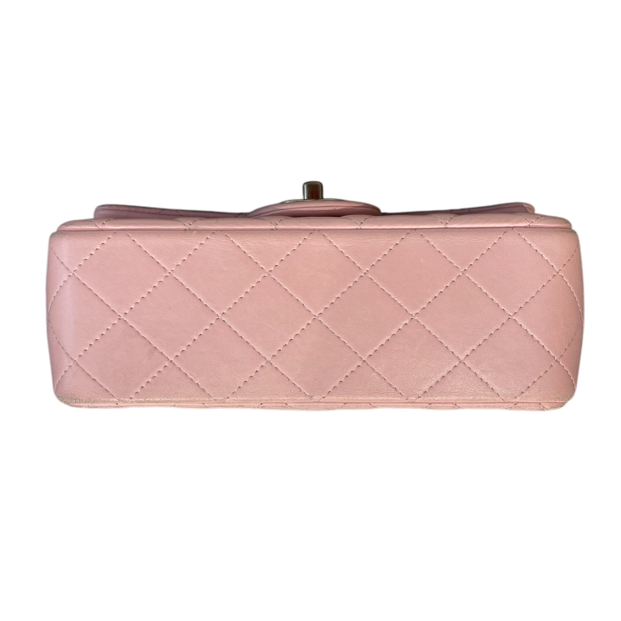 CHANEL/Cross Body Bag/CHANEL S/S 2024 view 3