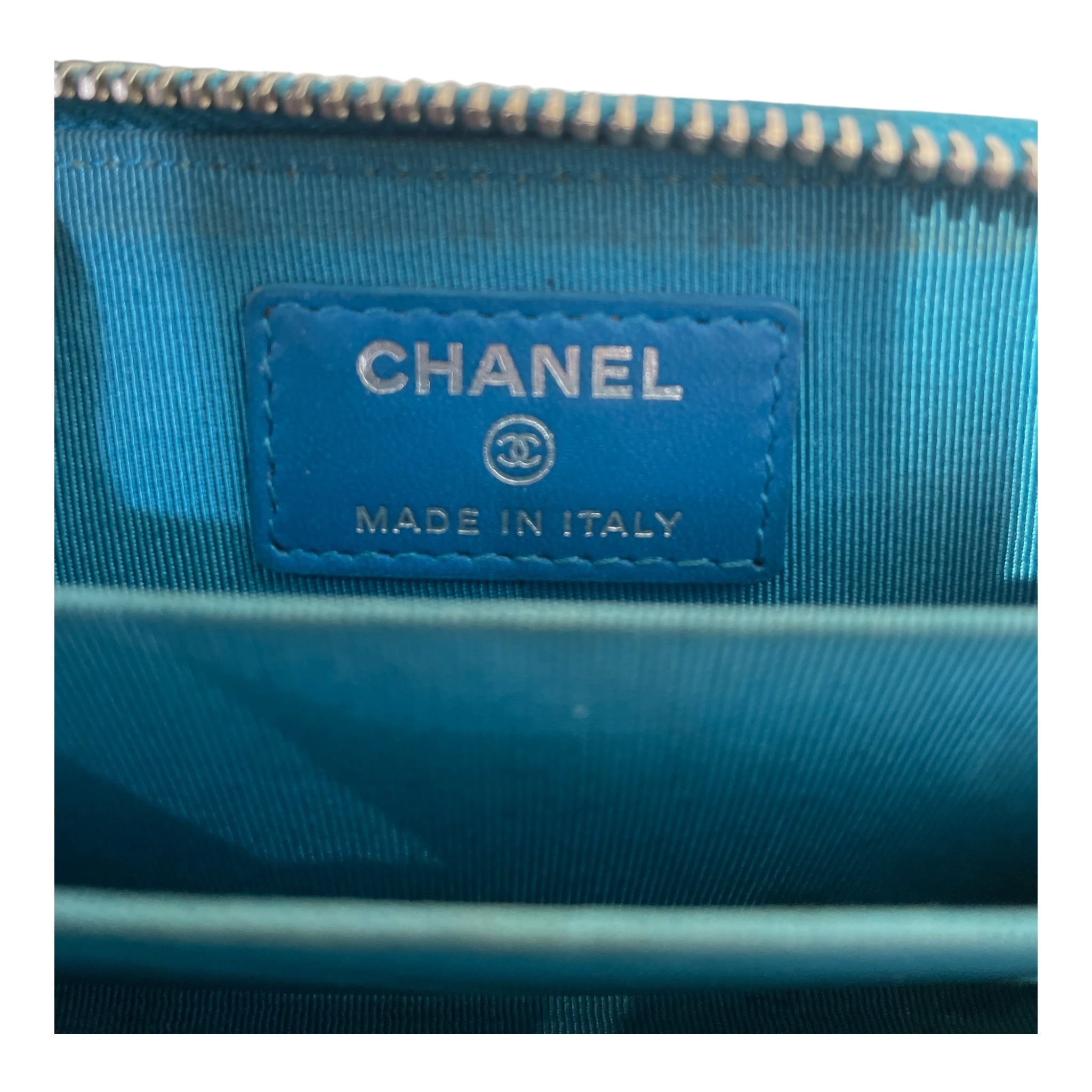 CHANEL/Wallet/Leather/BLU/Patent leather zip wallet view 4